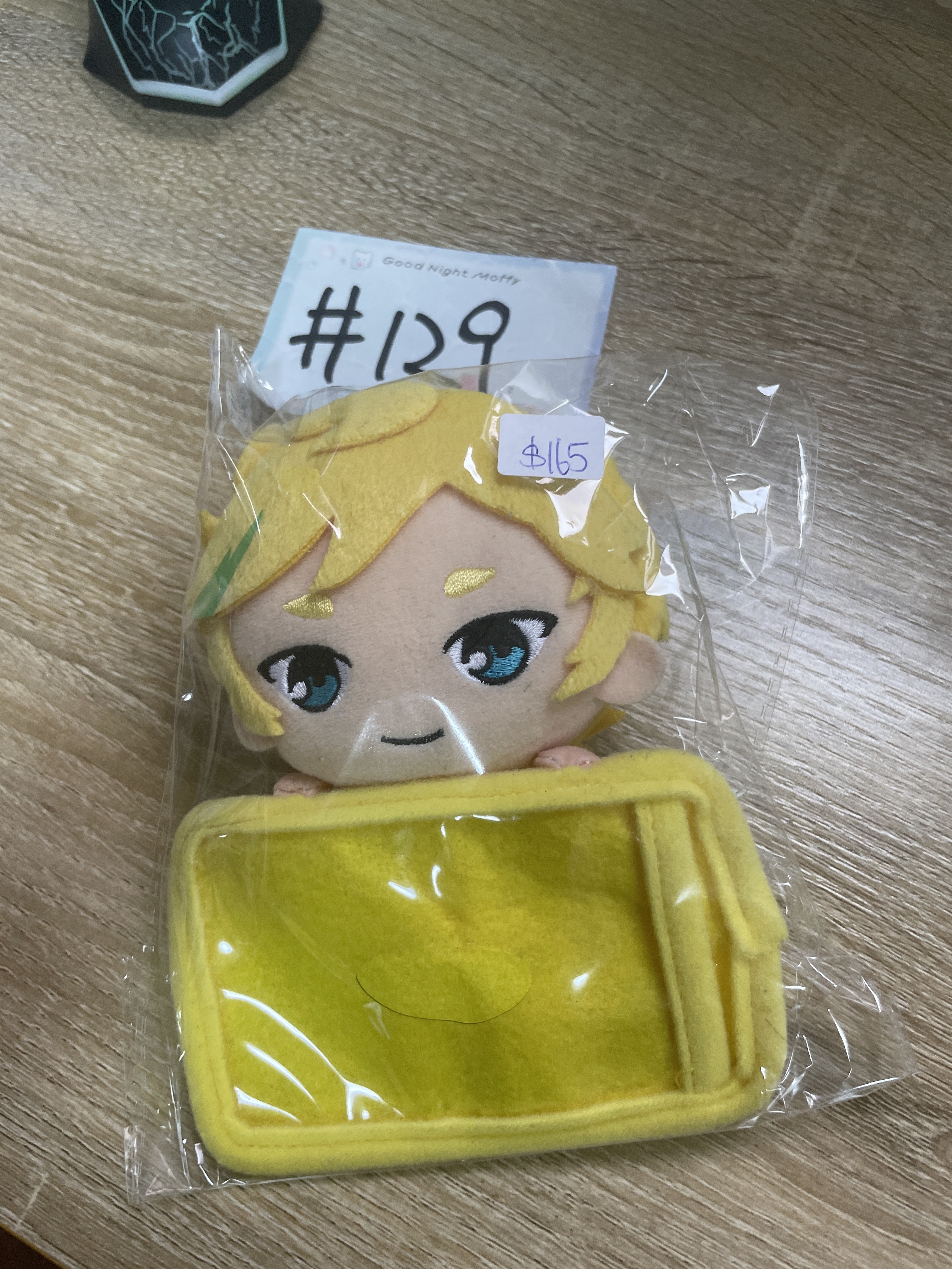 ES   宙 公仔 卡套#129