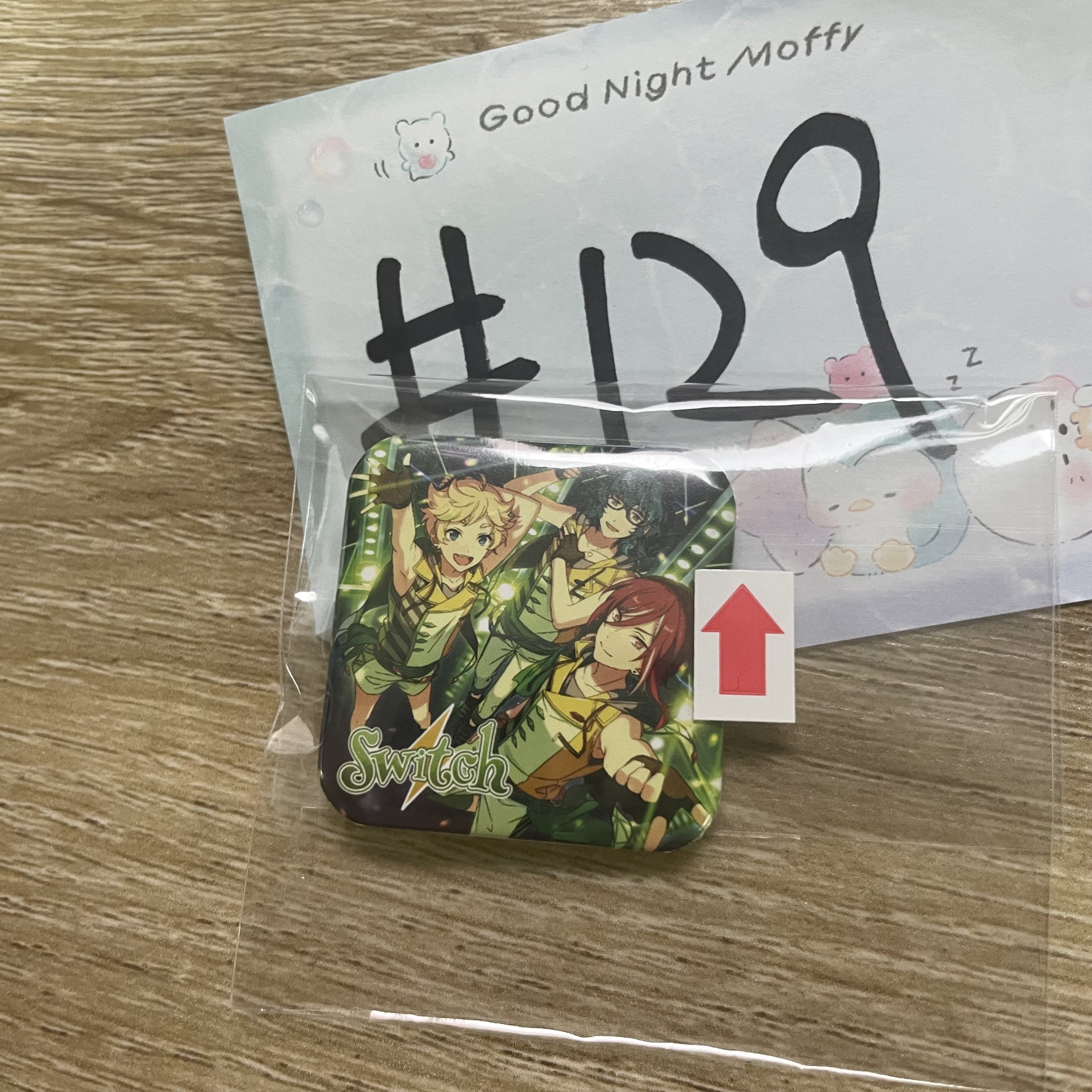 ES   SWITCH 襟章 瑕#129