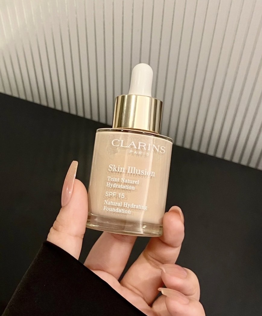 預購  Clarins 克蘭詩 蘋果光天生美肌粉底液