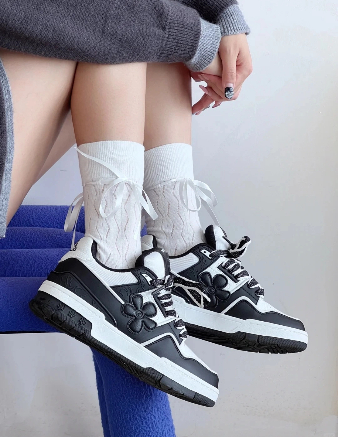 We Flower 小花鞋 藝術家聯名系列 黑白 厚底 板鞋 男女同款/預購