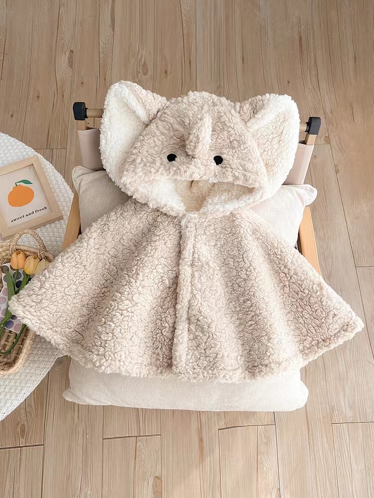 Baby animal cloak no.2