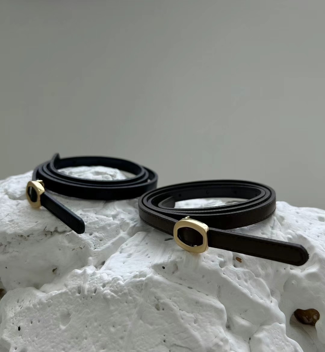 10.16 小牛皮金圈幼belt