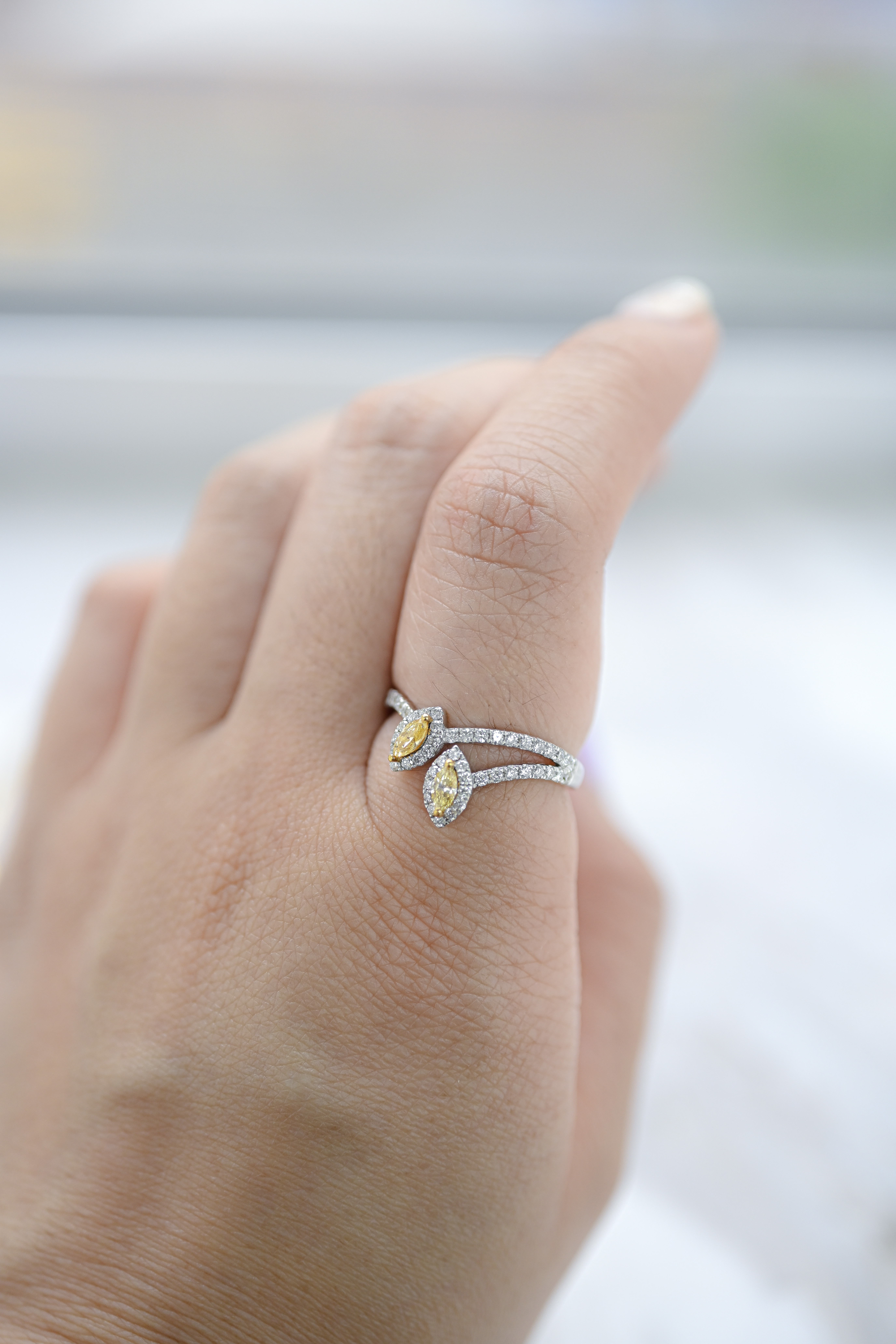 18K Yellow Diamond & Diamond Ring