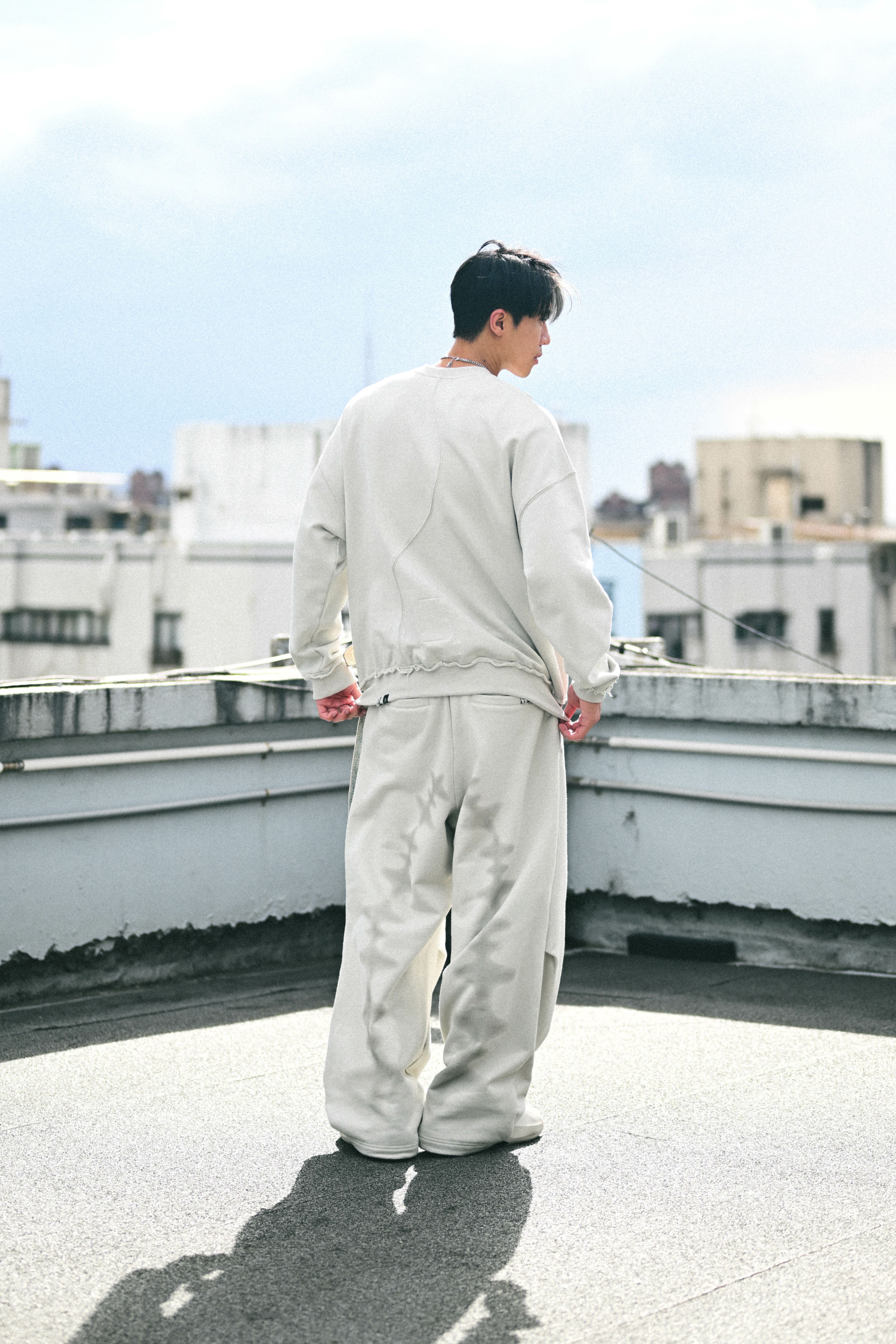 VINTAGE LOGO CREWNECK - GREY