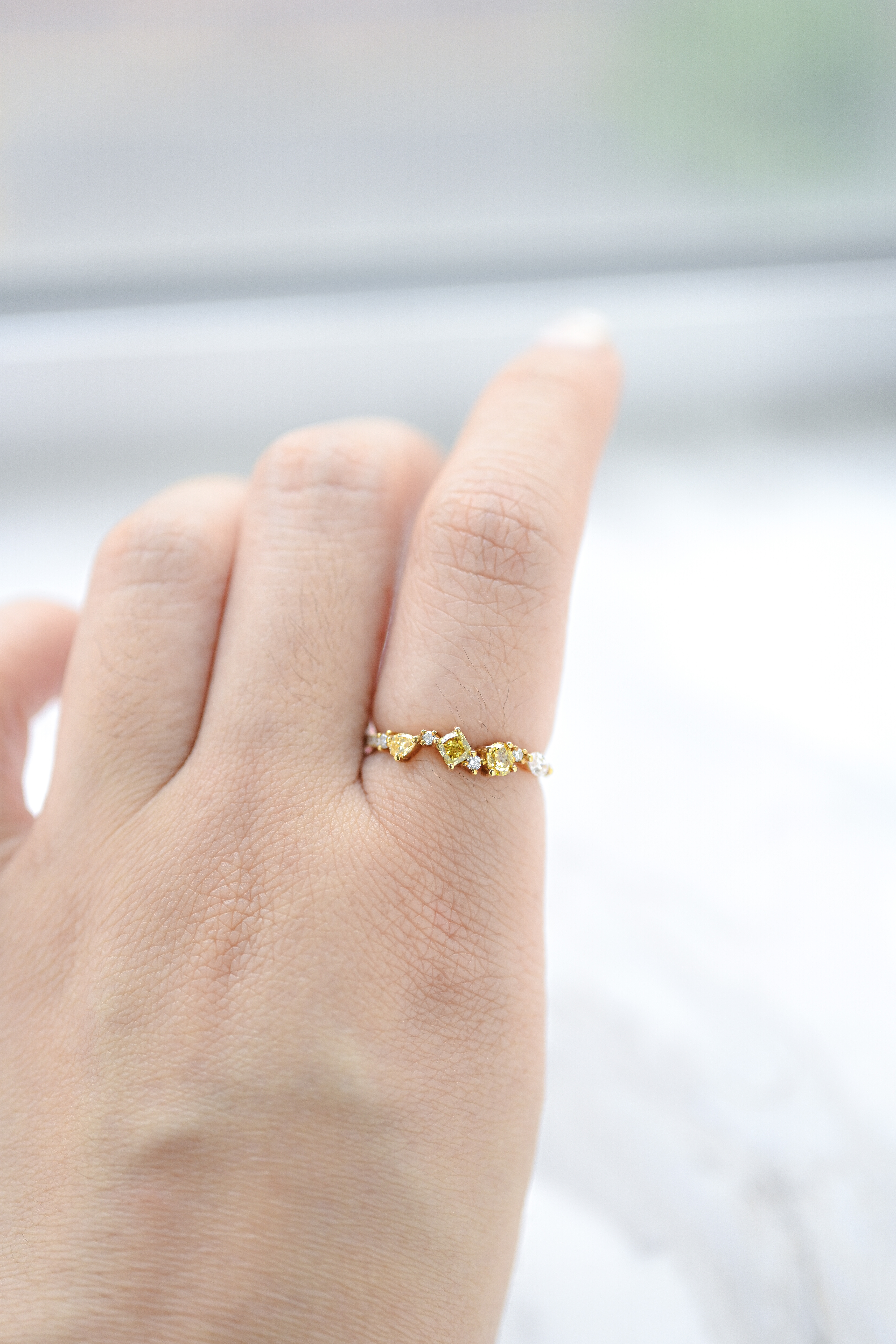 18K Color Diamond Ring