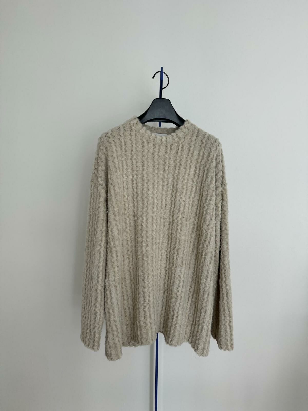 淨色圓領暗紋毛線針織衫 MALENKII-105T