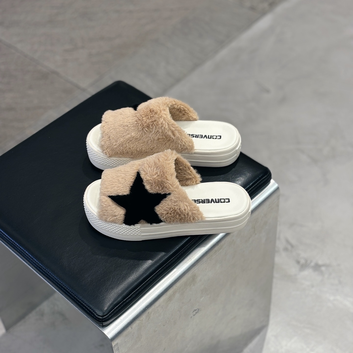 Converse AS Light Plts Boa Sandal日本限定 泰迪熊棕 黑色 毛絨 星星 厚底 拖鞋 31312870 31312871