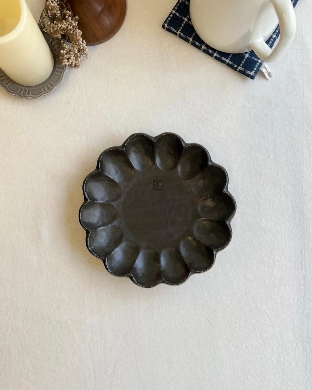 美濃燒 Rinka 21cm碟 黑練｜Kaneko Kohyo