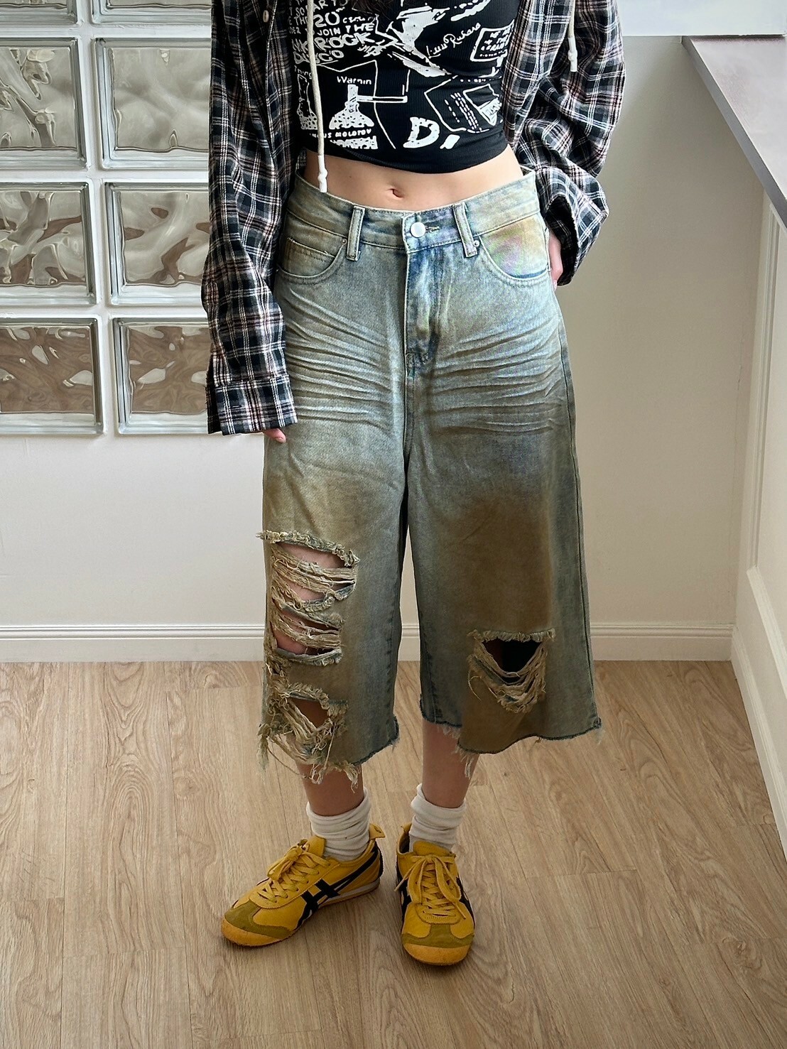 New York city🌆 做舊水洗刷破七分褲