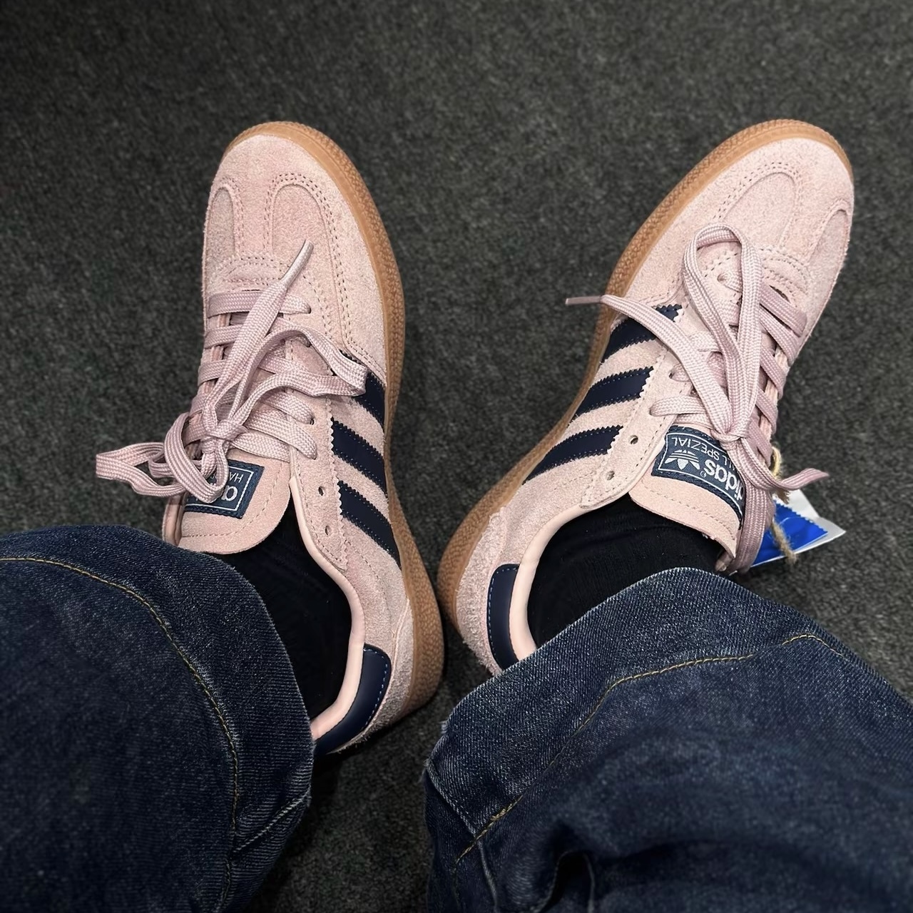 ADIDAS ORIGINALS HANDBALL SPEZIAL 乾燥玫瑰粉 淺粉 粉黑 麂皮 焦糖底 IF6561