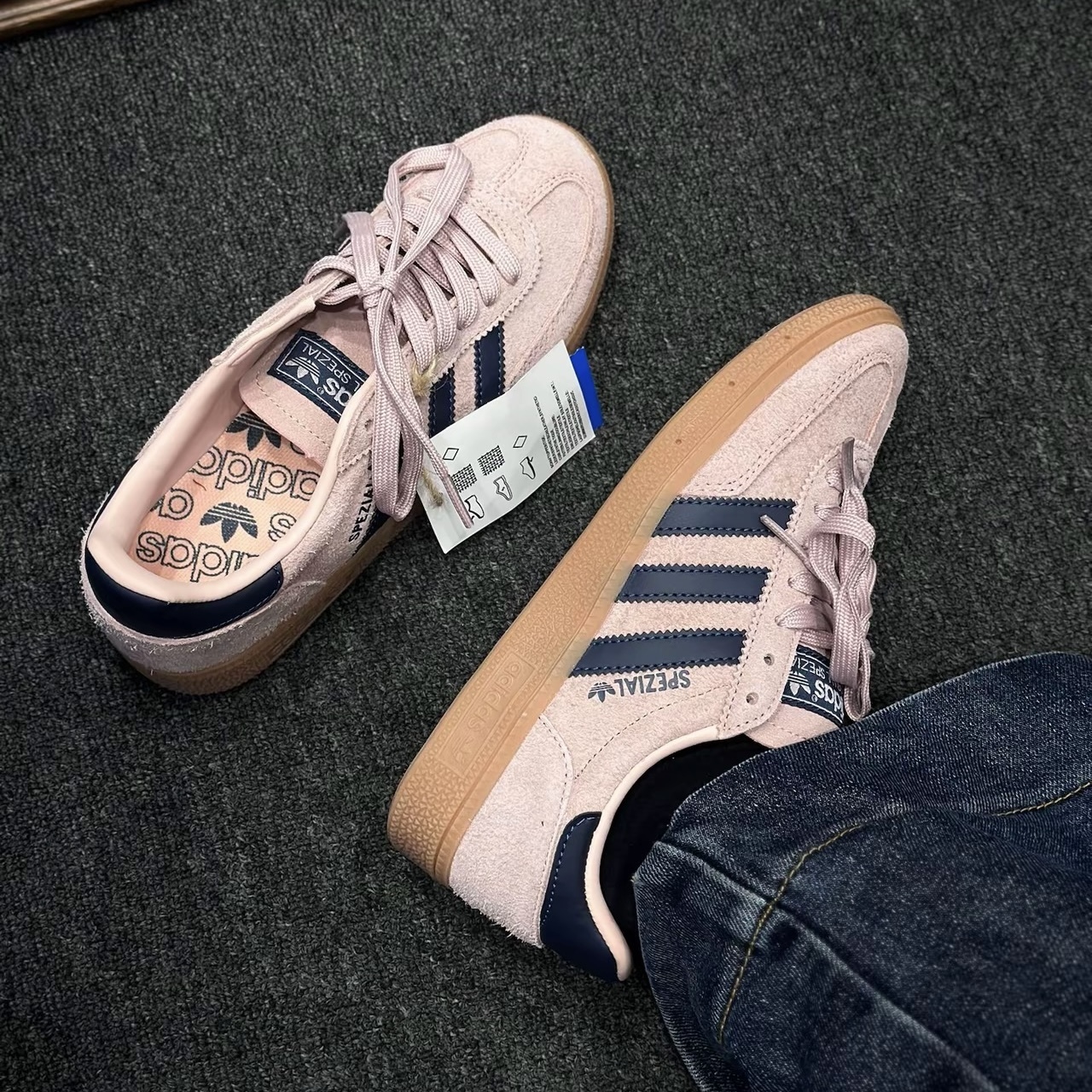ADIDAS ORIGINALS HANDBALL SPEZIAL 乾燥玫瑰粉 淺粉 粉黑 麂皮 焦糖底 IF6561