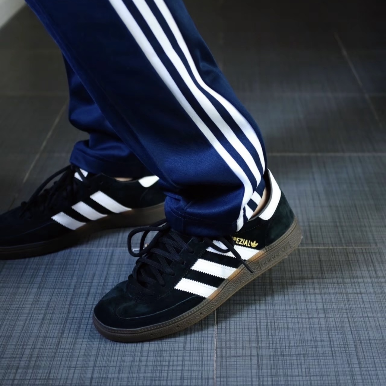 ADIDAS OG HANDBALL SPEZIAL 黑白 麂皮 焦糖底 德訓鞋 DB3021