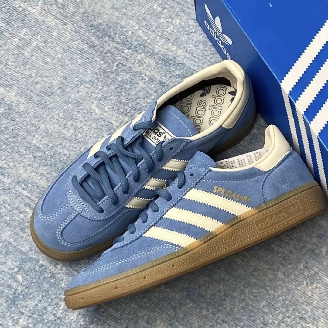 ADIDAS OG HANDBALL SPEZIAL 牛仔藍 藍白 麂皮 焦糖底 德訓鞋 IG6194