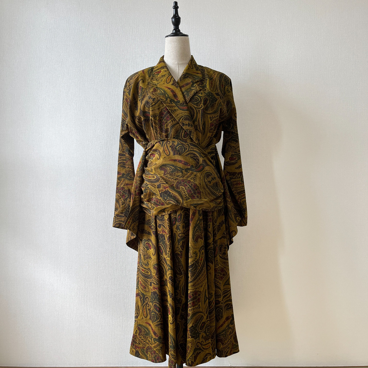 黃金腰果花小裙襬古着連身裙