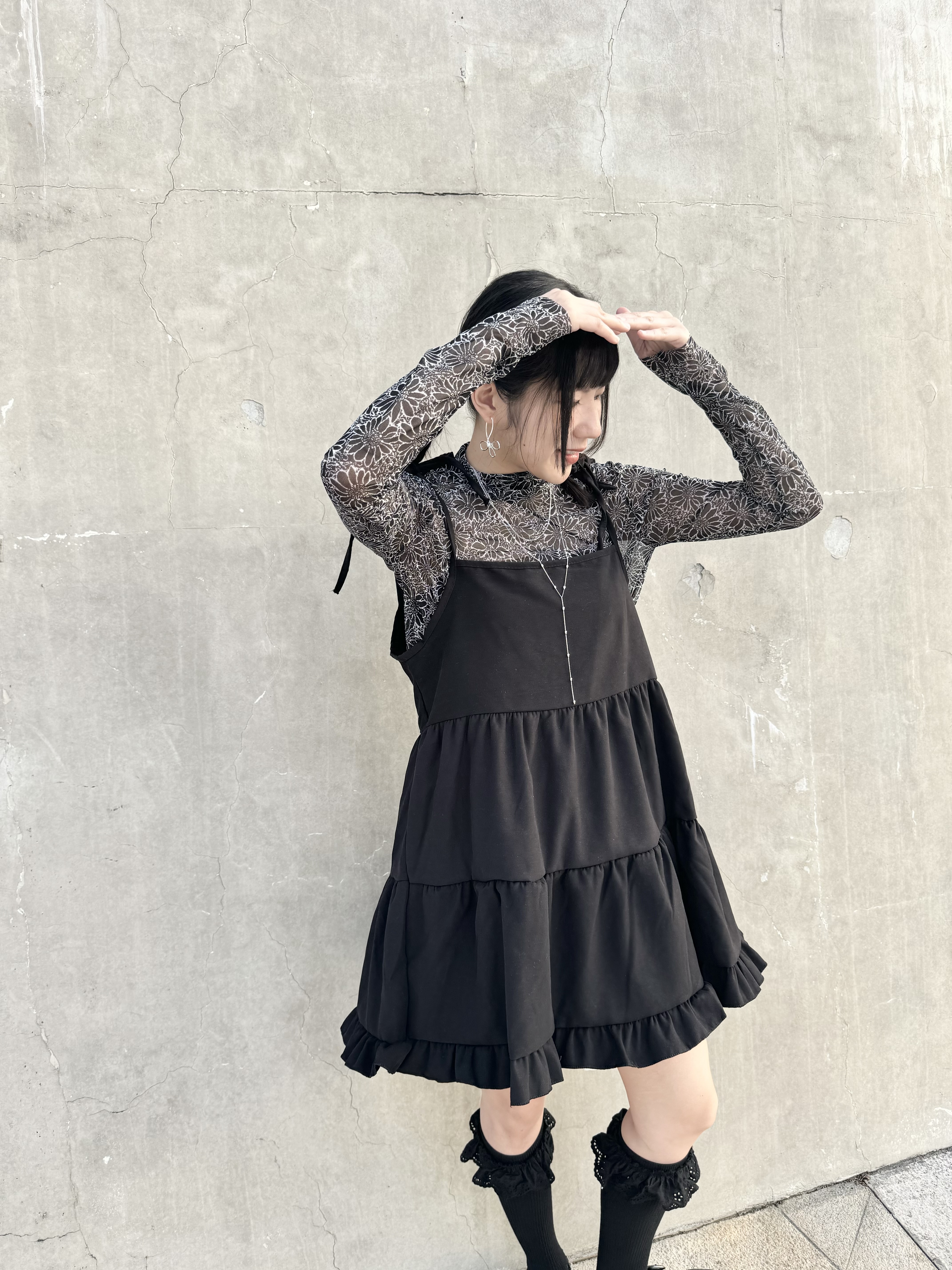 推！靚傘形RUFFLE 短OPS（BLACK)