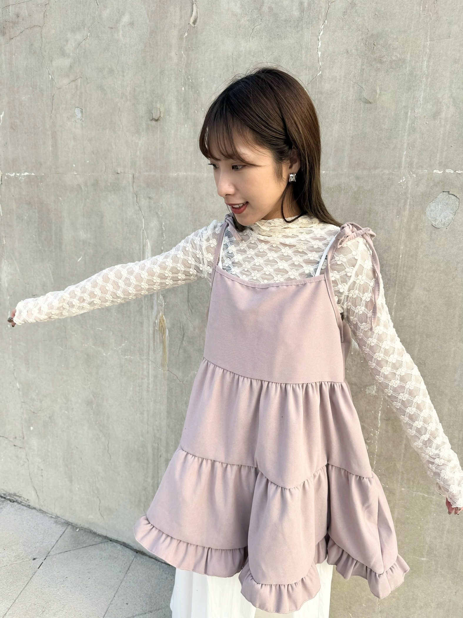 推！靚傘形RUFFLE 短OPS（PINK/BEIGE)