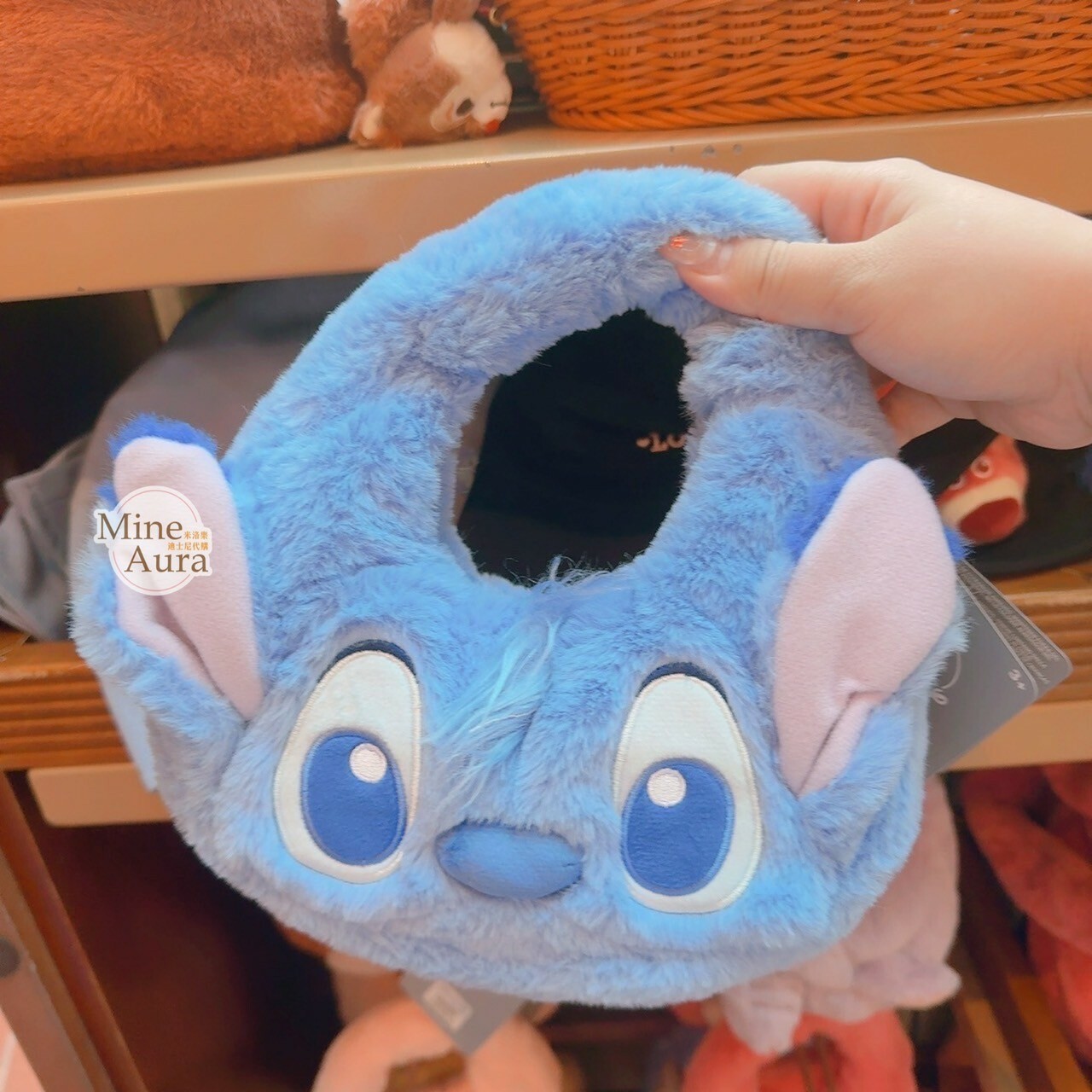 萌動秋日系列 史迪奇 Stitch 大臉 絨毛 手提包 月亮包 星際寶貝 Lilo & Stitch -香港迪士尼樂園