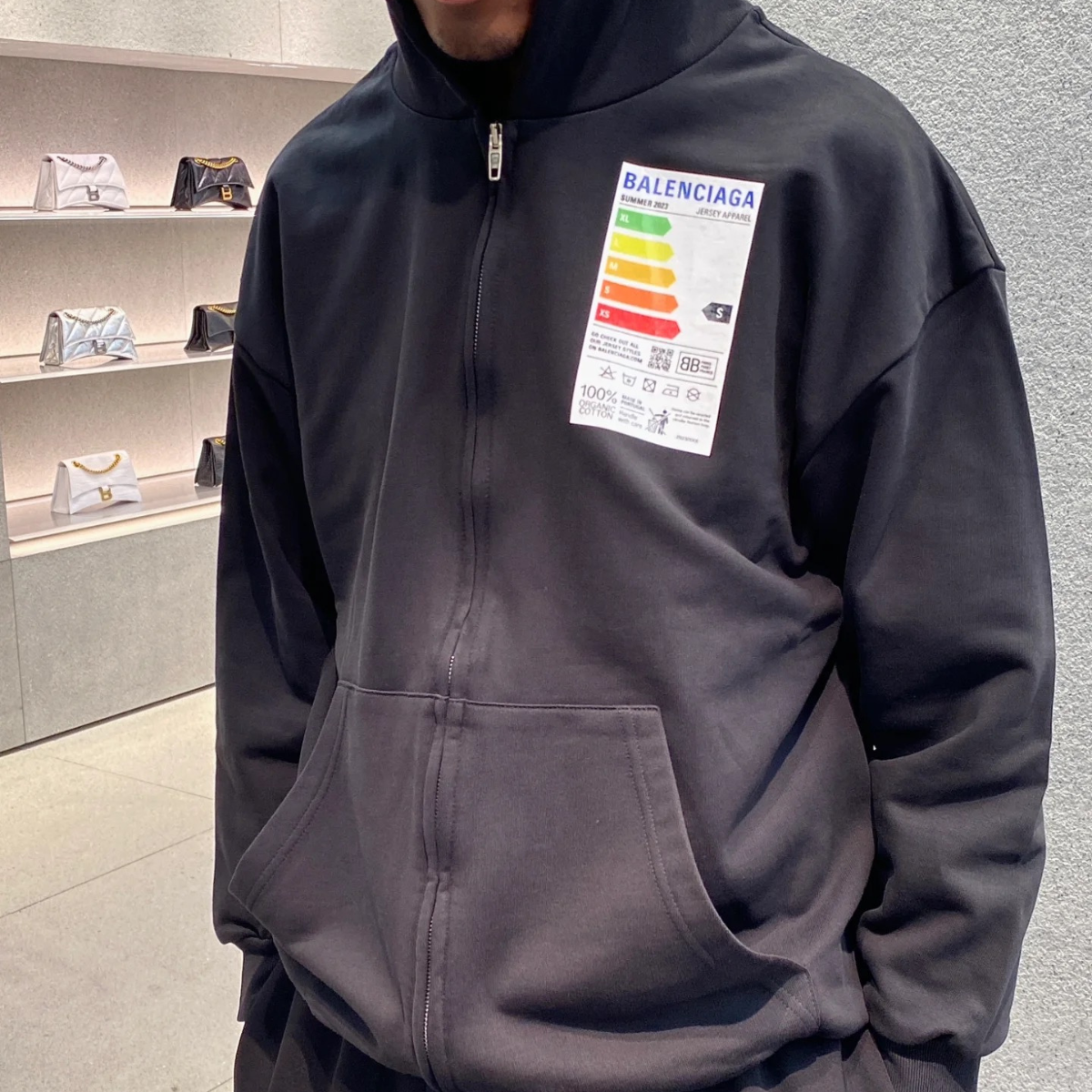 【NICE 歐美日韓代購】長袖 拉鍊外套 上海經銷商 Balenciaga/巴黎世家 23FW 能量標籤 冰箱貼拉鍊外套 有帽子❗️