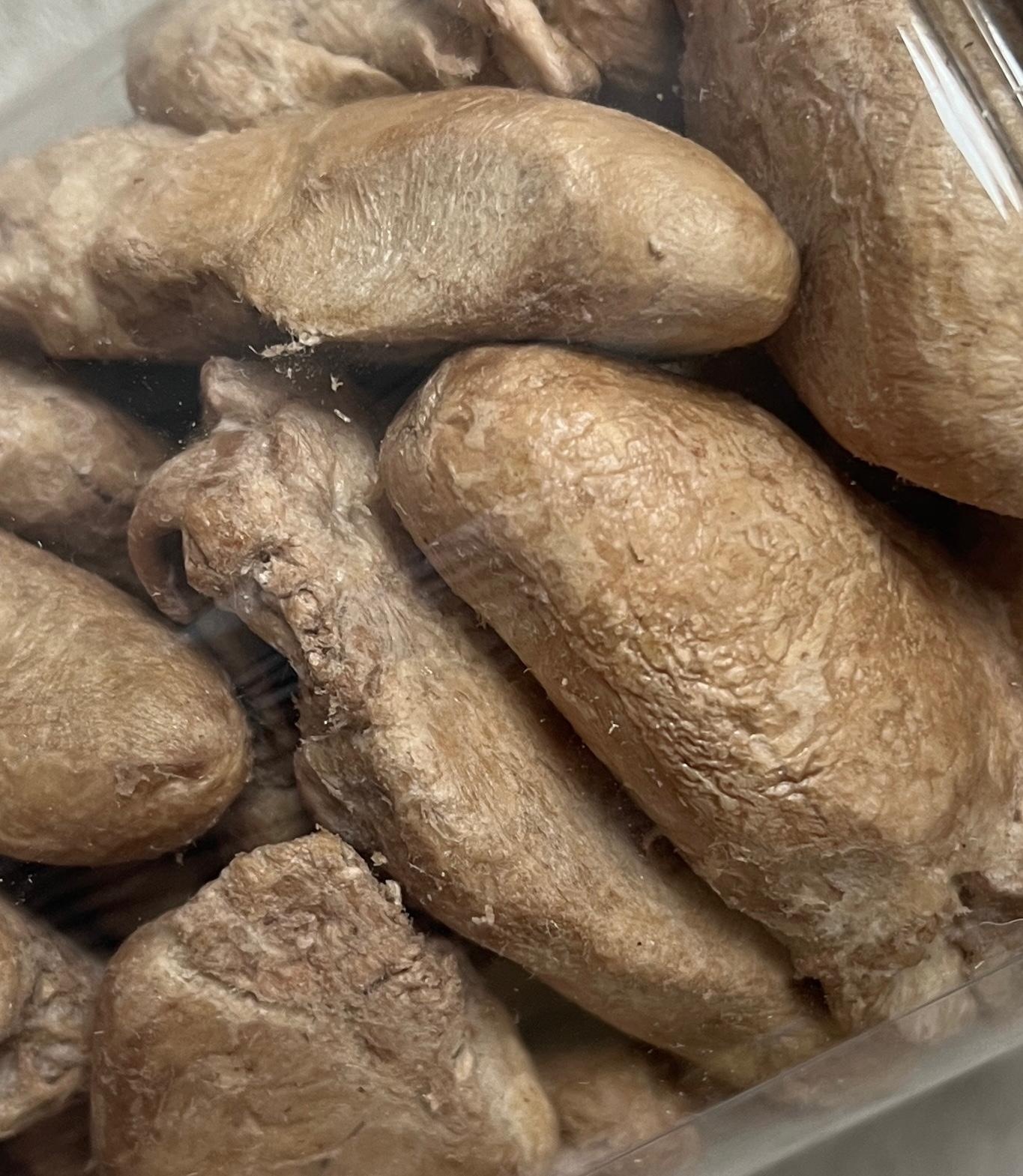 Paws Park 泰國無激素原粒雞心凍乾  120g (貓狗食用）