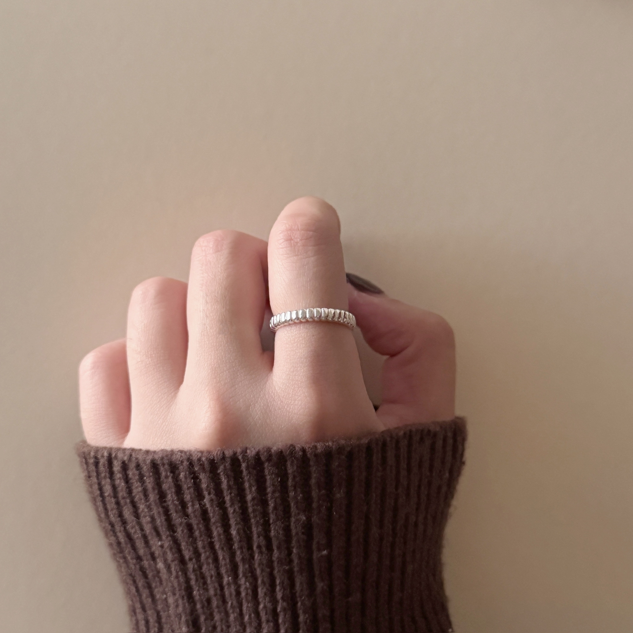 Rectangle band ring