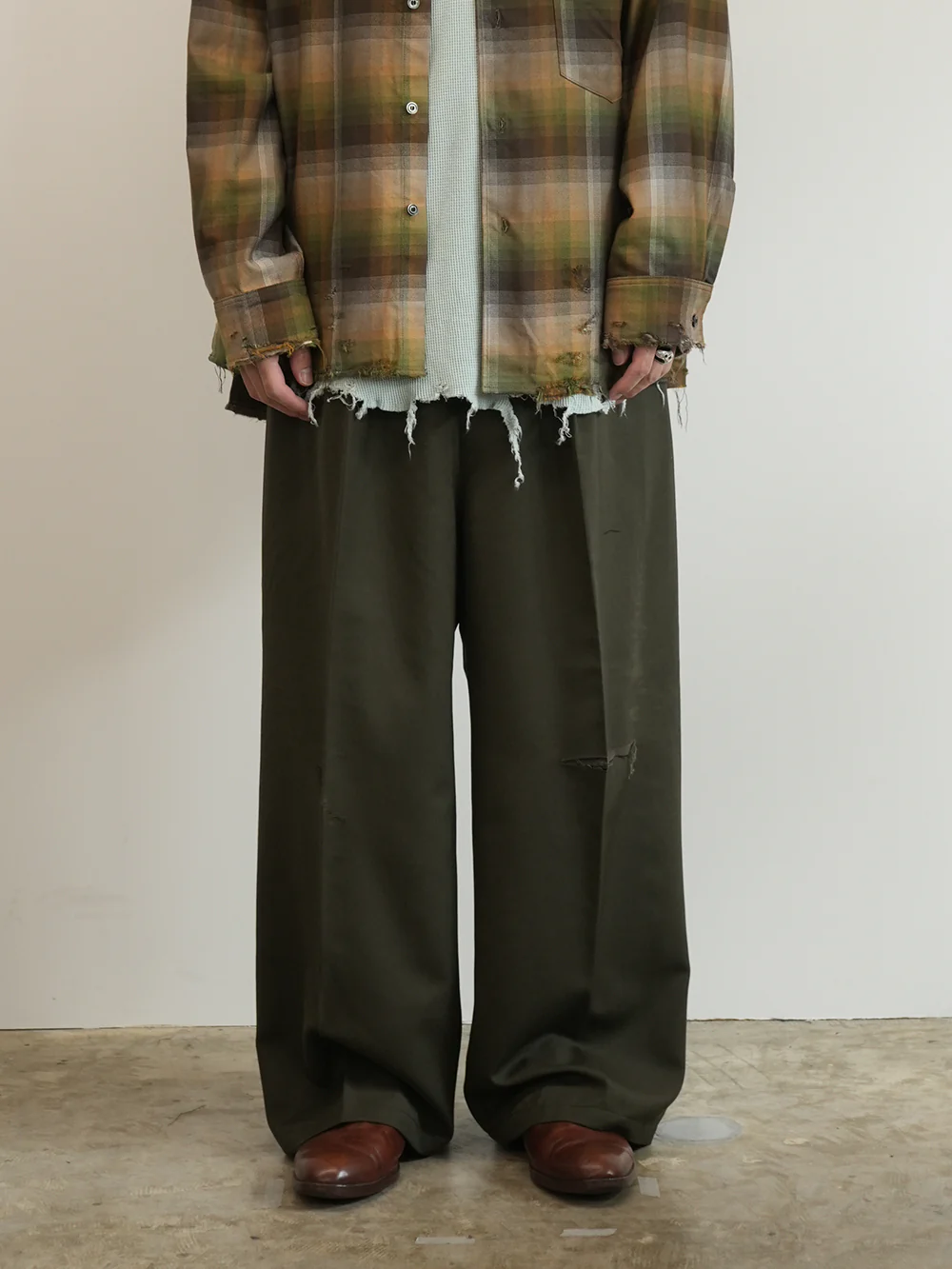 ANCELLM - WOOL DAMAGE WIDE SLACKS / 2COLORS