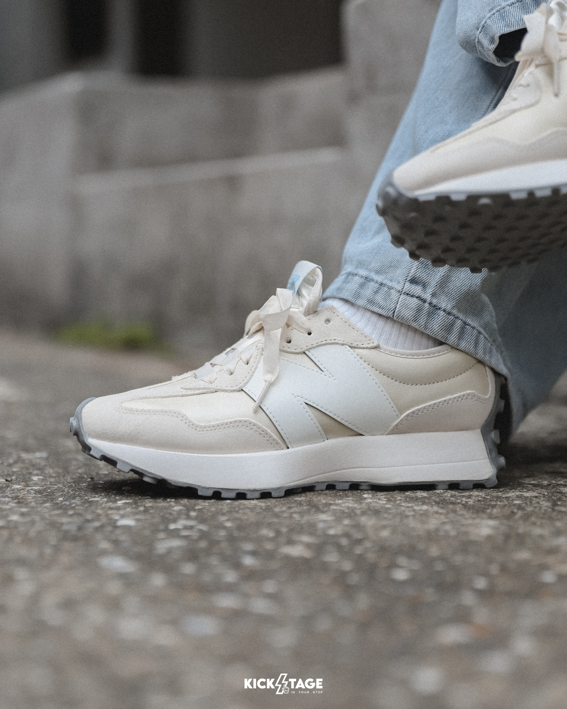 <特價，不退換> NEW BALANCE 327 亞麻海鹽 米白色 麂皮 大N 緞帶鞋帶 復古 休閒鞋【WS327MO】NB327