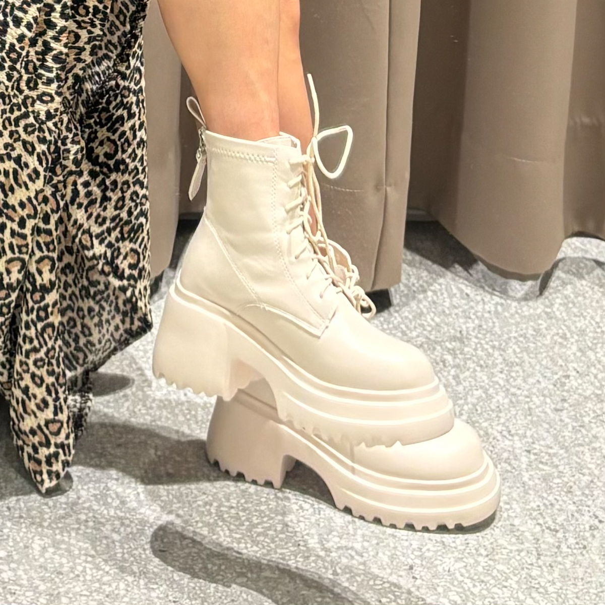 |現貨|8cm騎士拉鍊靴（黑/杏）（22.5-25）