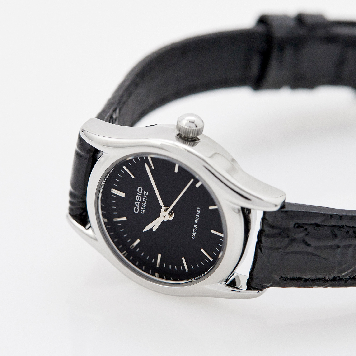 Casio LTP-1094E-1A 23mm 黑銀 女裝皮帶錶 復古錶