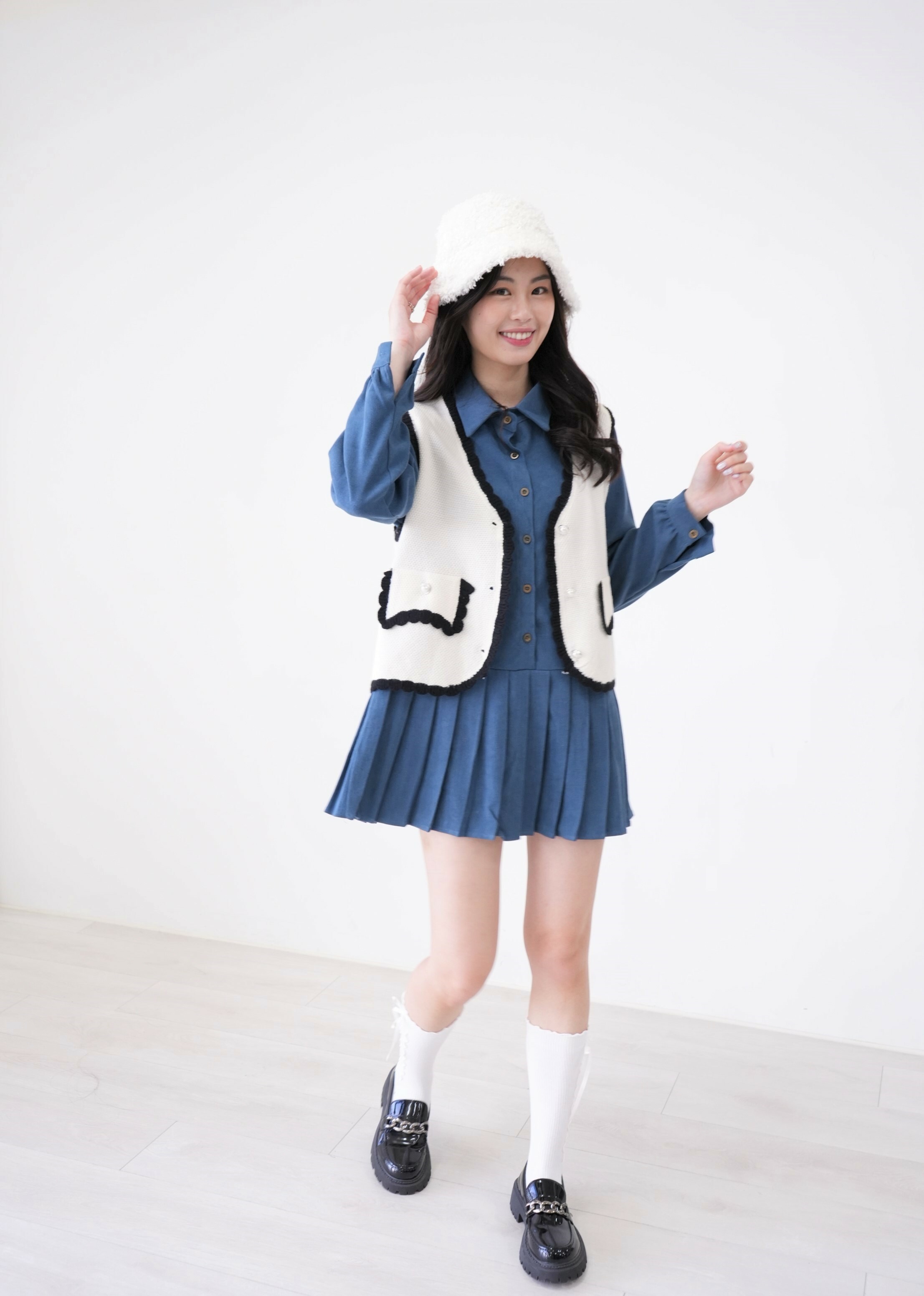 法朵Fado shop｜珍珠釦小香風針織背心 111A011 白色