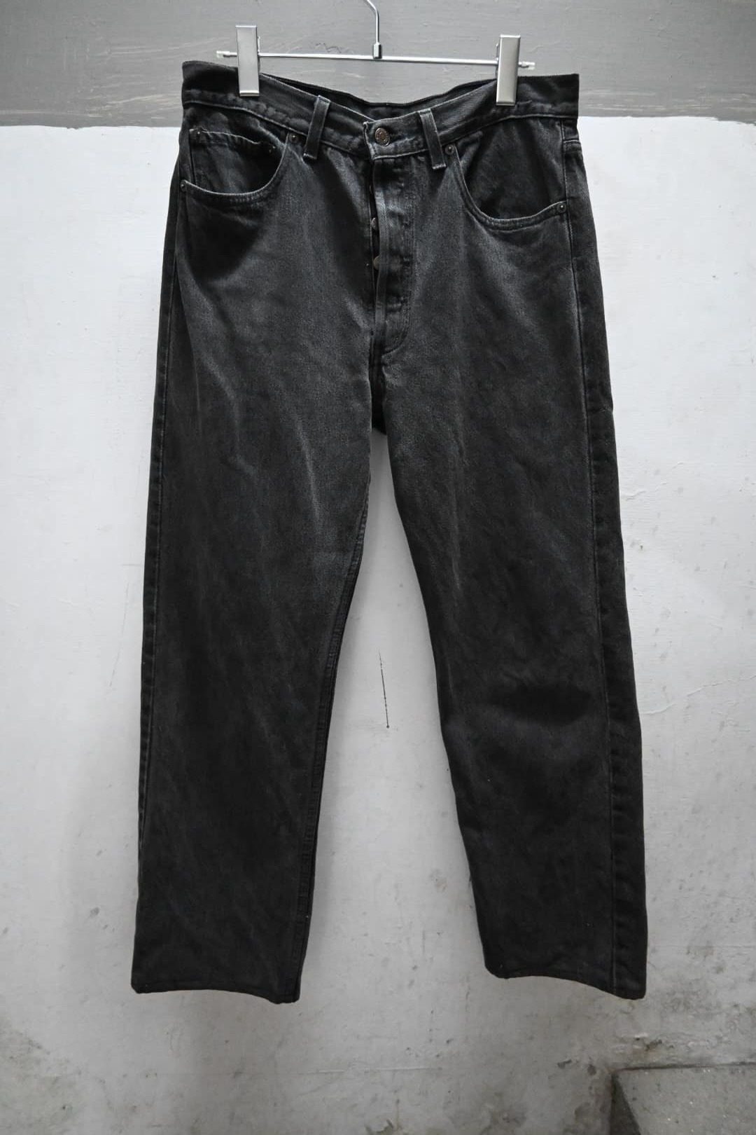 90s LEVIS 501 Black Denim Jeans Made in USA W32