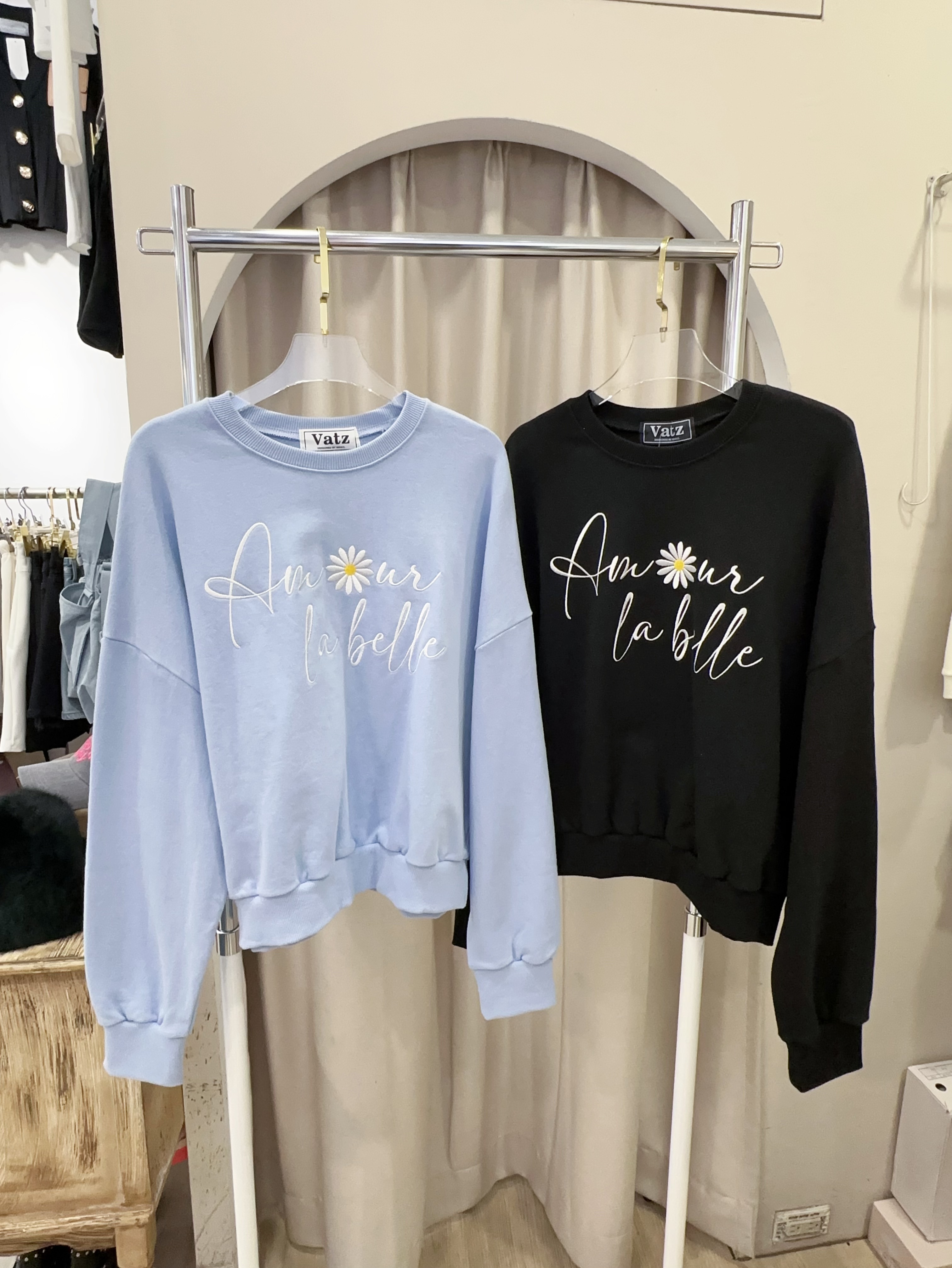 小雛菊草寫大學ＴＥＥ 水藍