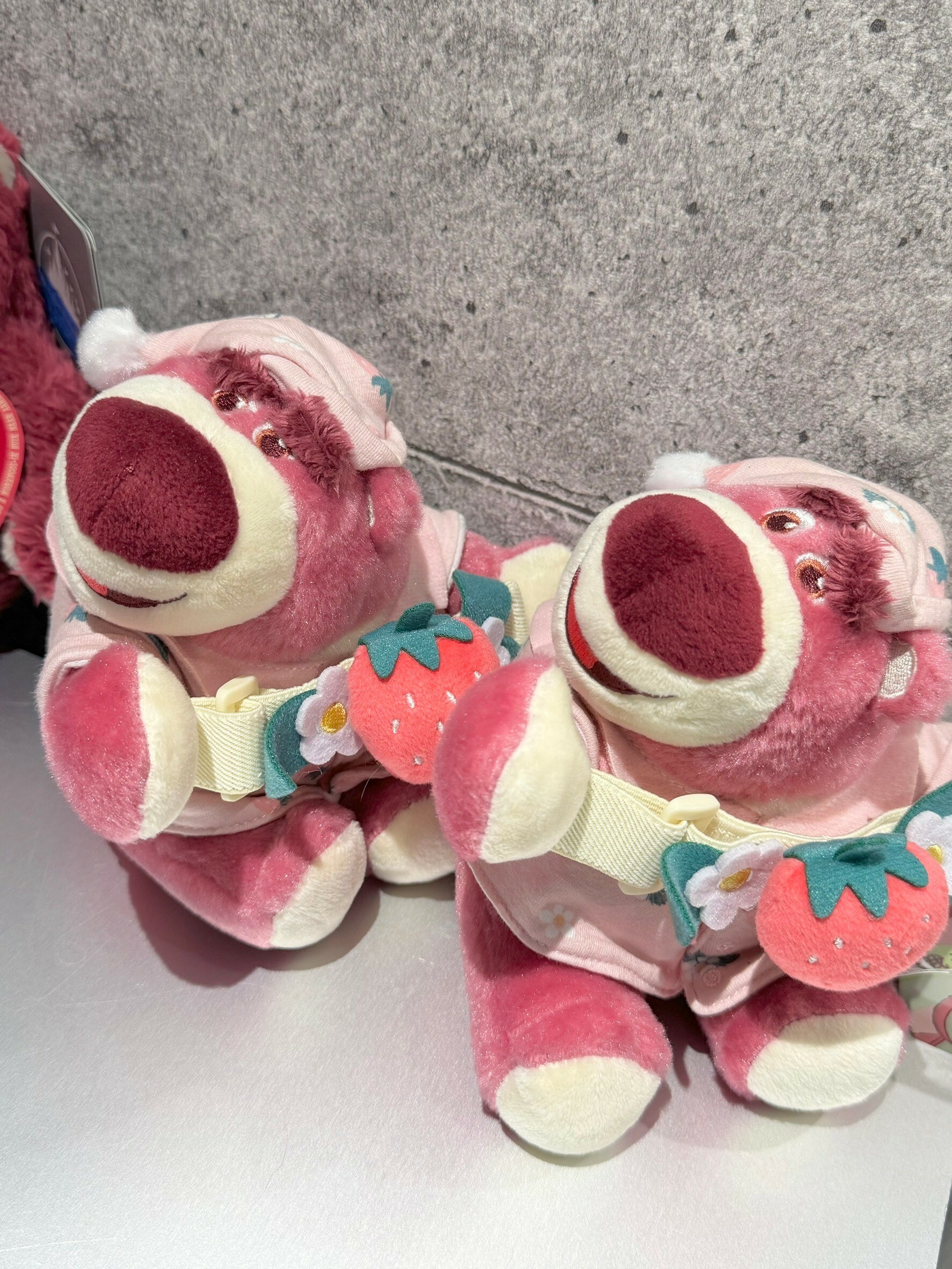 迪士尼正版授權 熊抱哥 草莓熊 娃娃 睡衣款