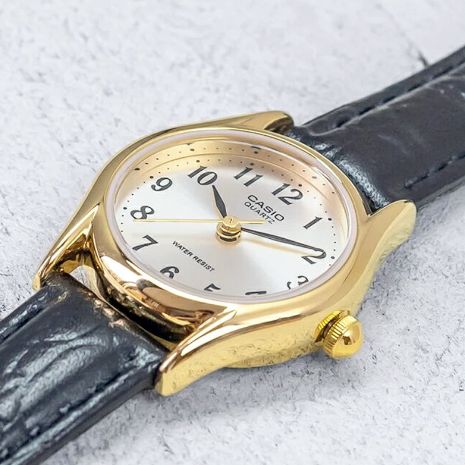 Casio LTP-1094Q-7B2 23mm 金銀 數字面 女裝皮帶錶 復古錶