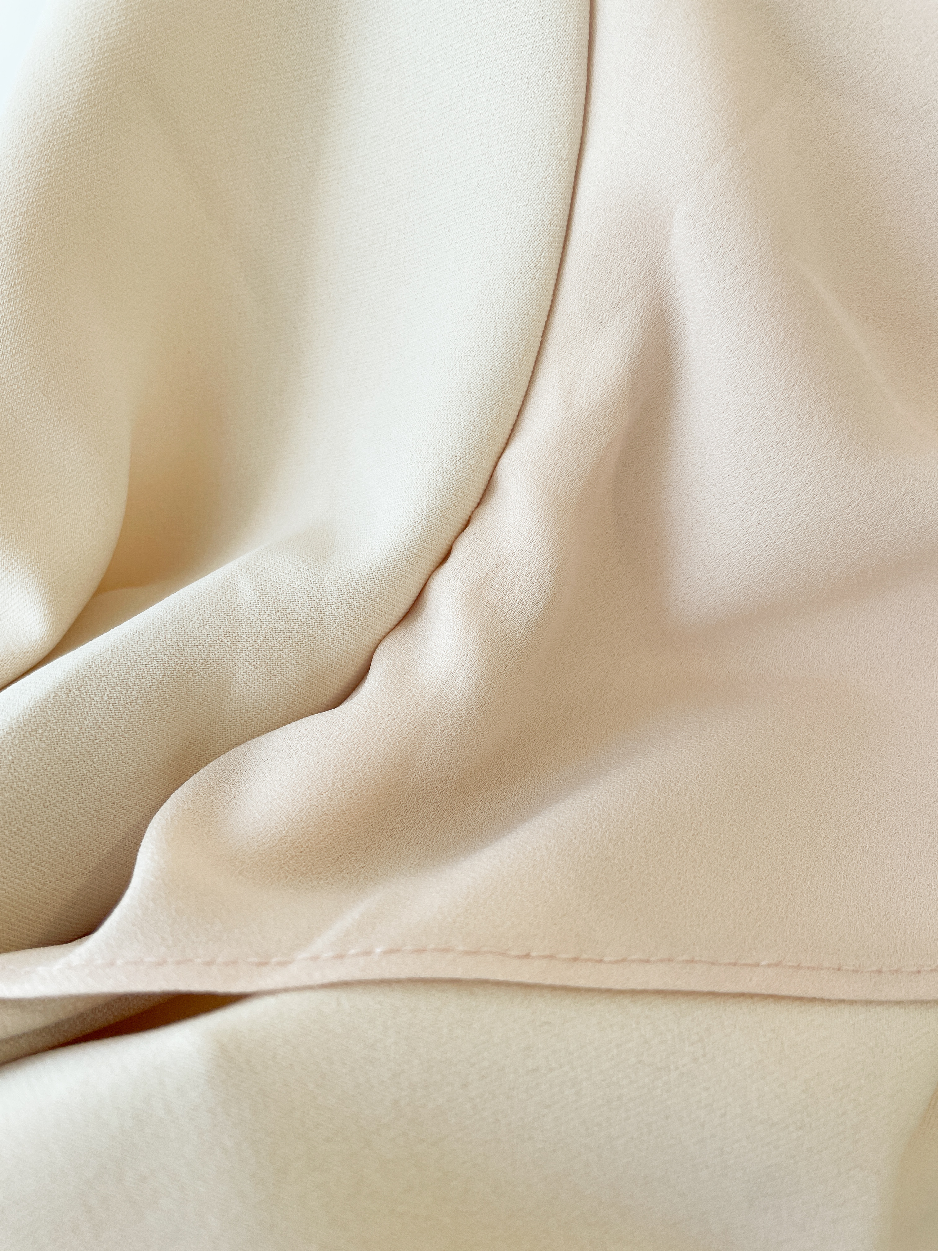 T1167 Soft Knot Elegant Blouse