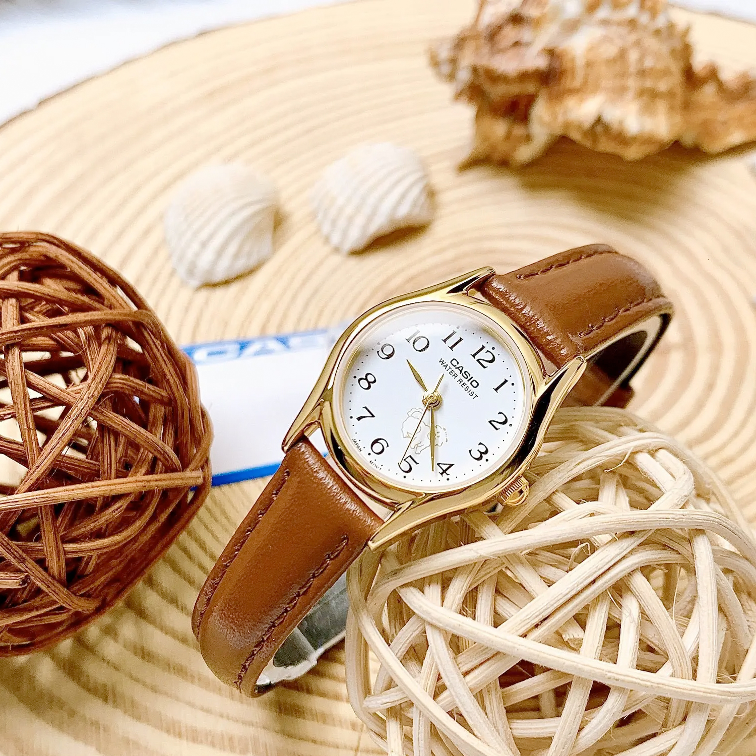 Casio LTP-1094Q-7B7 23mm 小狗 數字面 女裝皮帶錶 復古錶