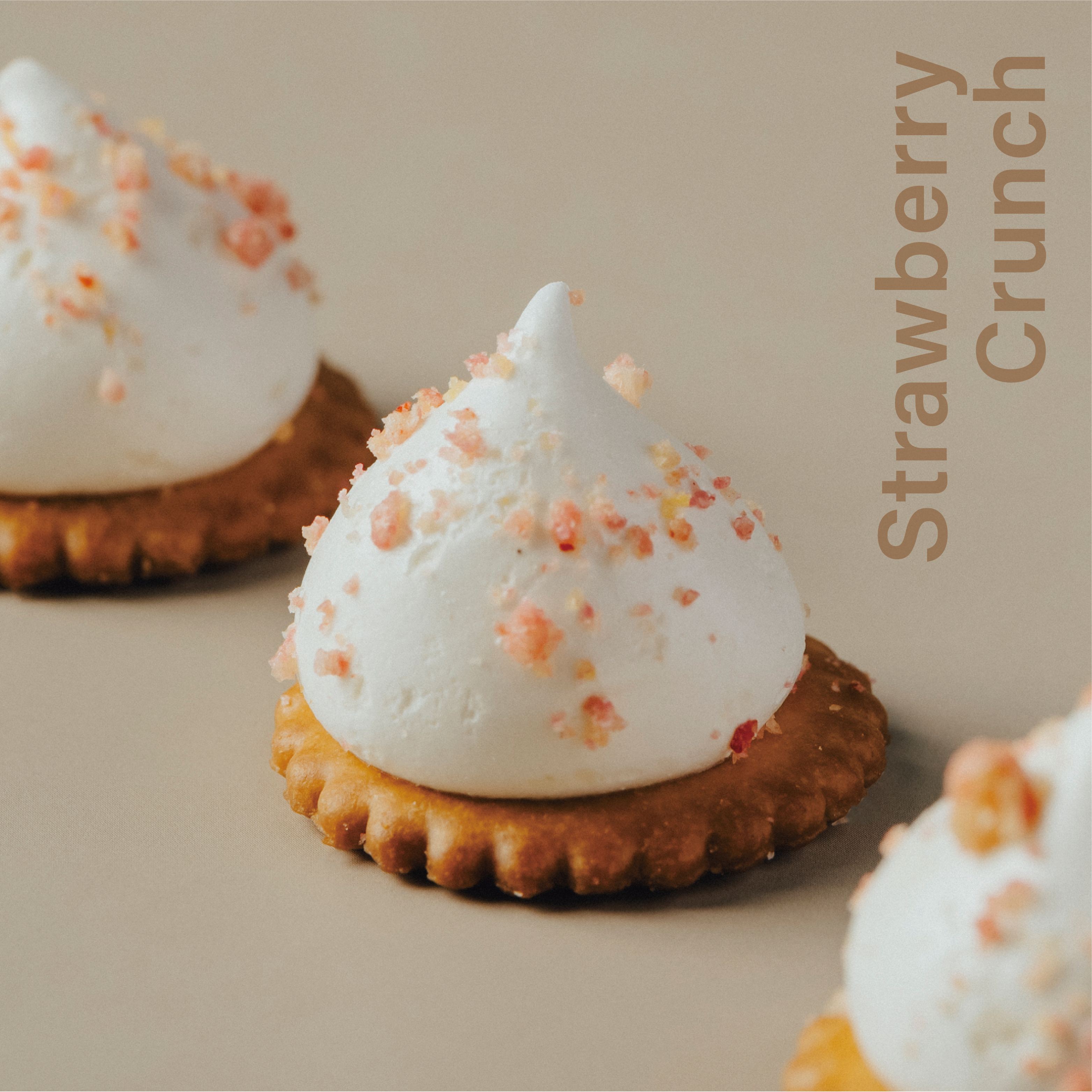 草莓脆脆 - 追劇包