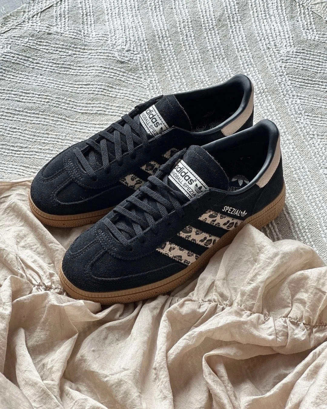 ADIDAS HANDBALL SPEZIAL 黑豹紋 麂皮 焦糖底 男女鞋 JH9092 / 現+預