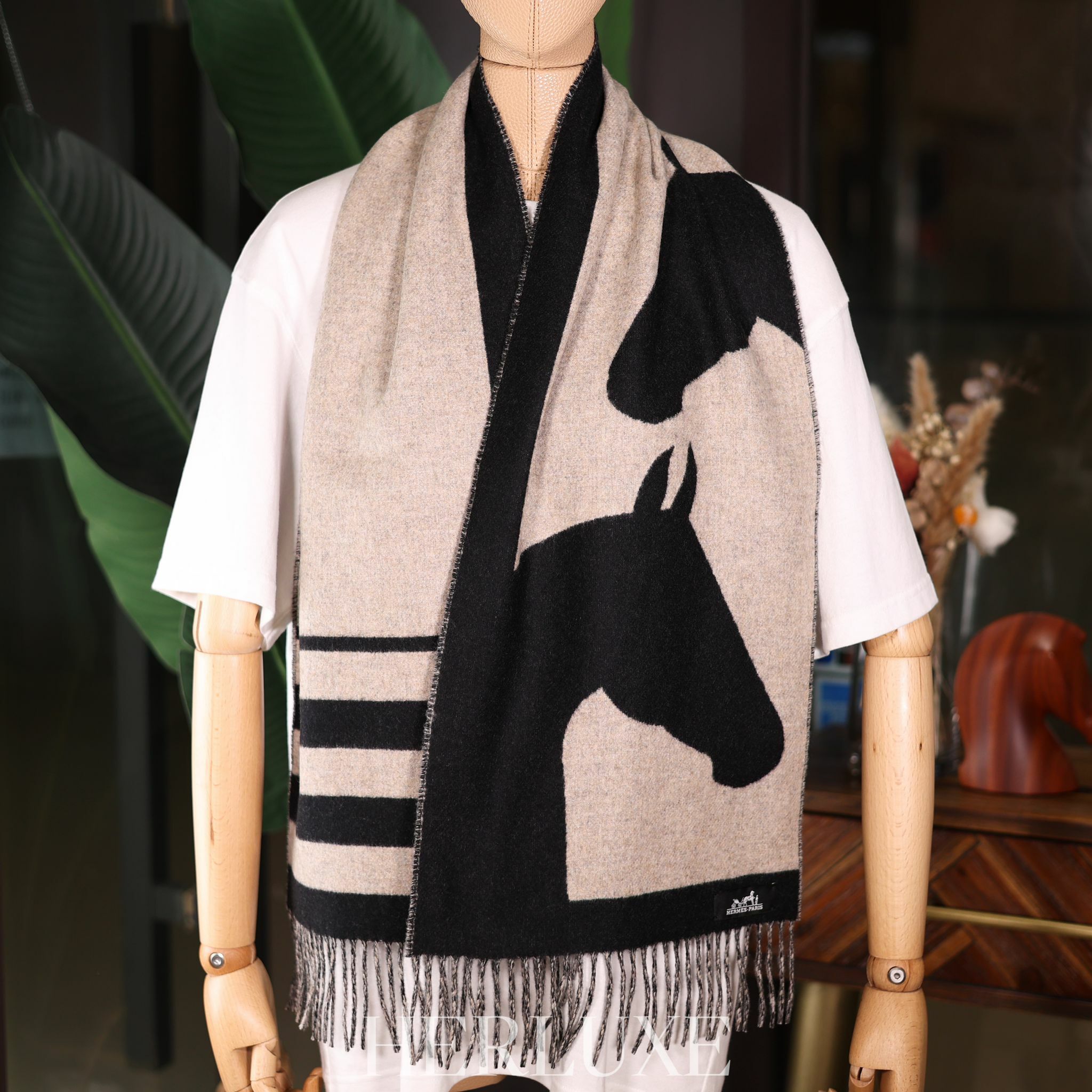 Casaque Love Story muffler noir 30 x 140 cm