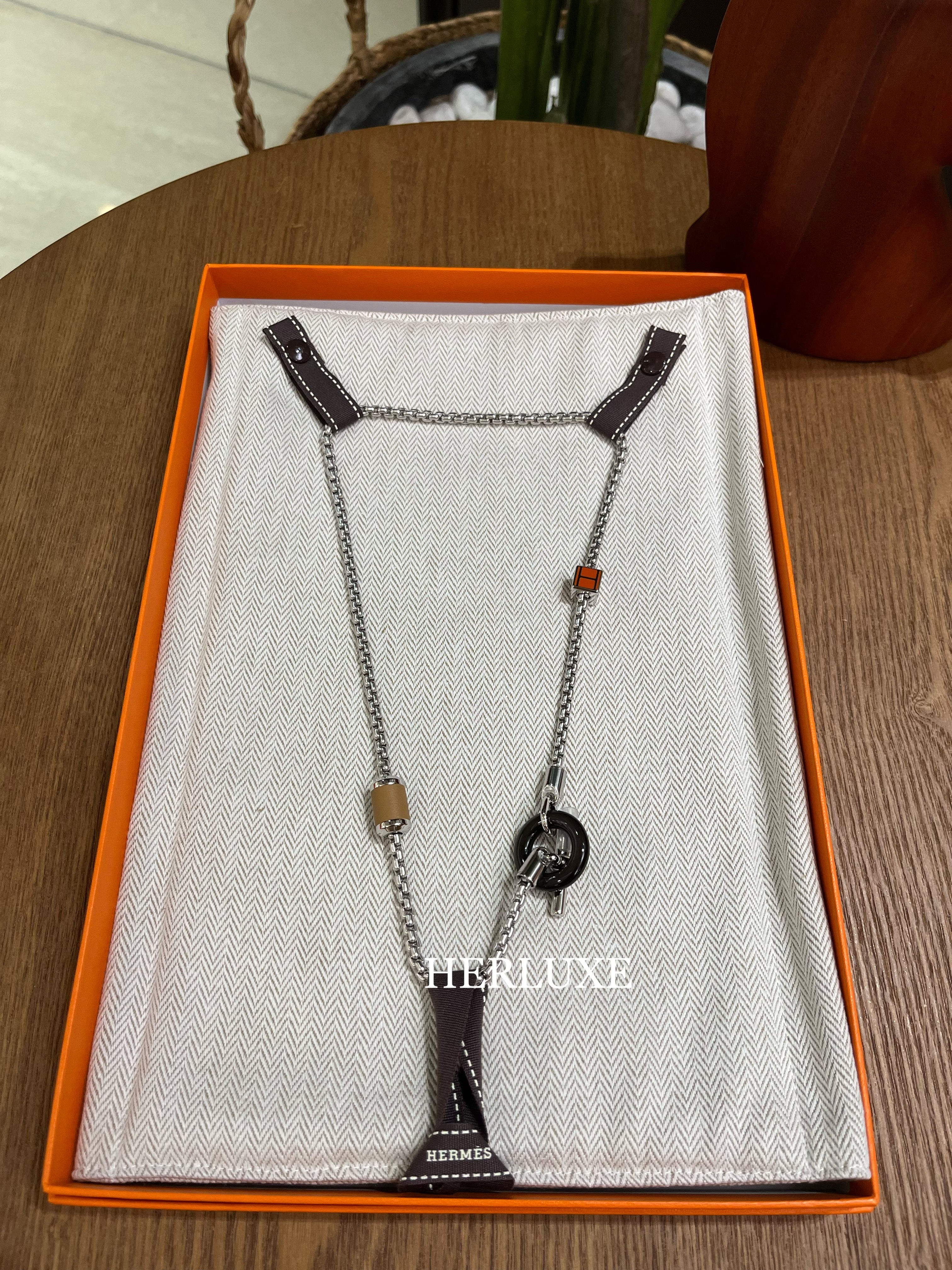 Meli-Melo necklace biscuit/feu