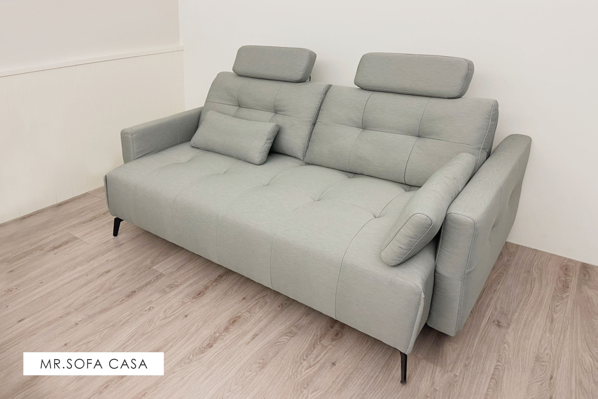 居住空間有限，但龐德不允許你的舒適受限，最適合小宅的沙發。