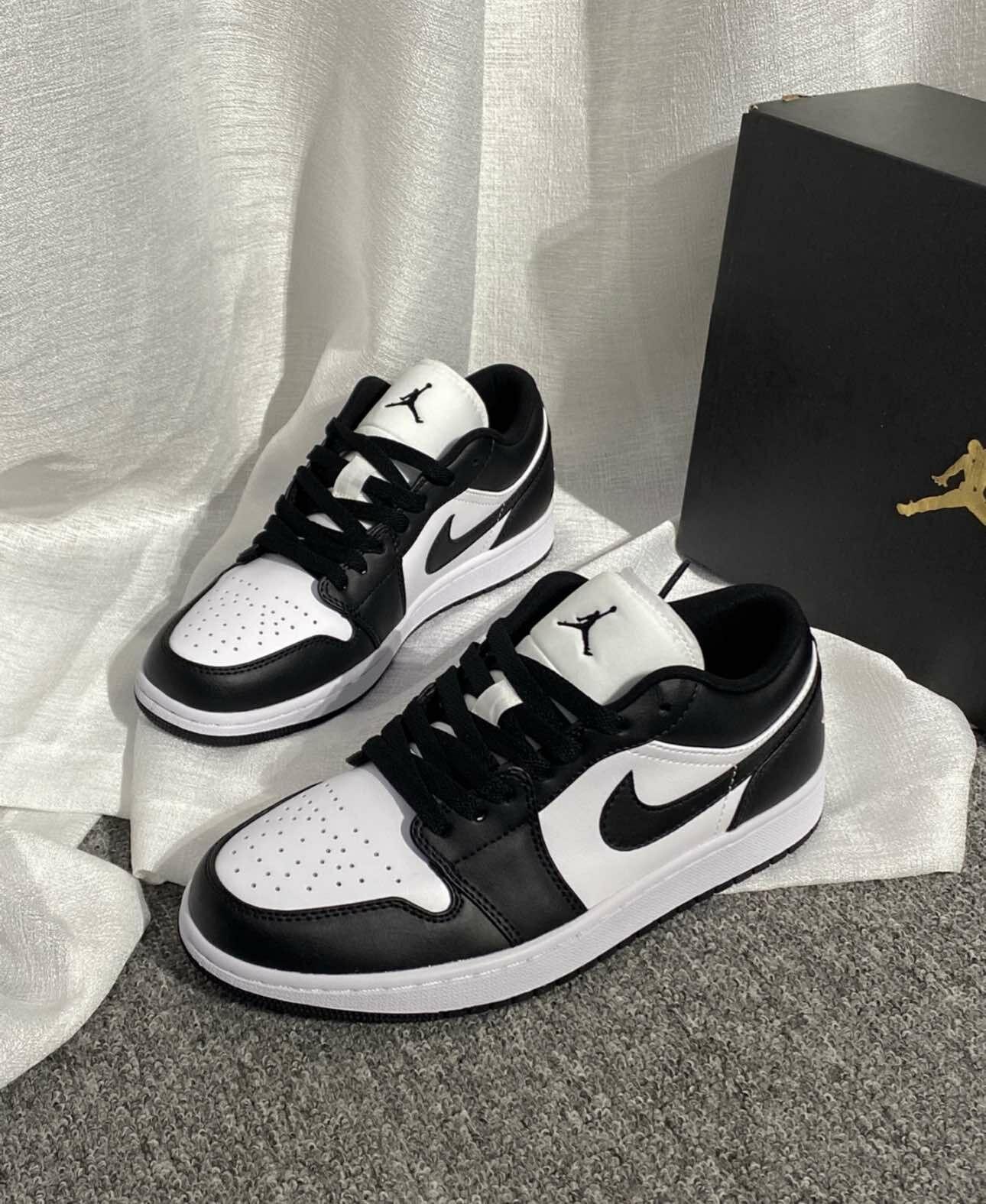Air Jordan 1 Low W " Panda " 熊貓 黑白