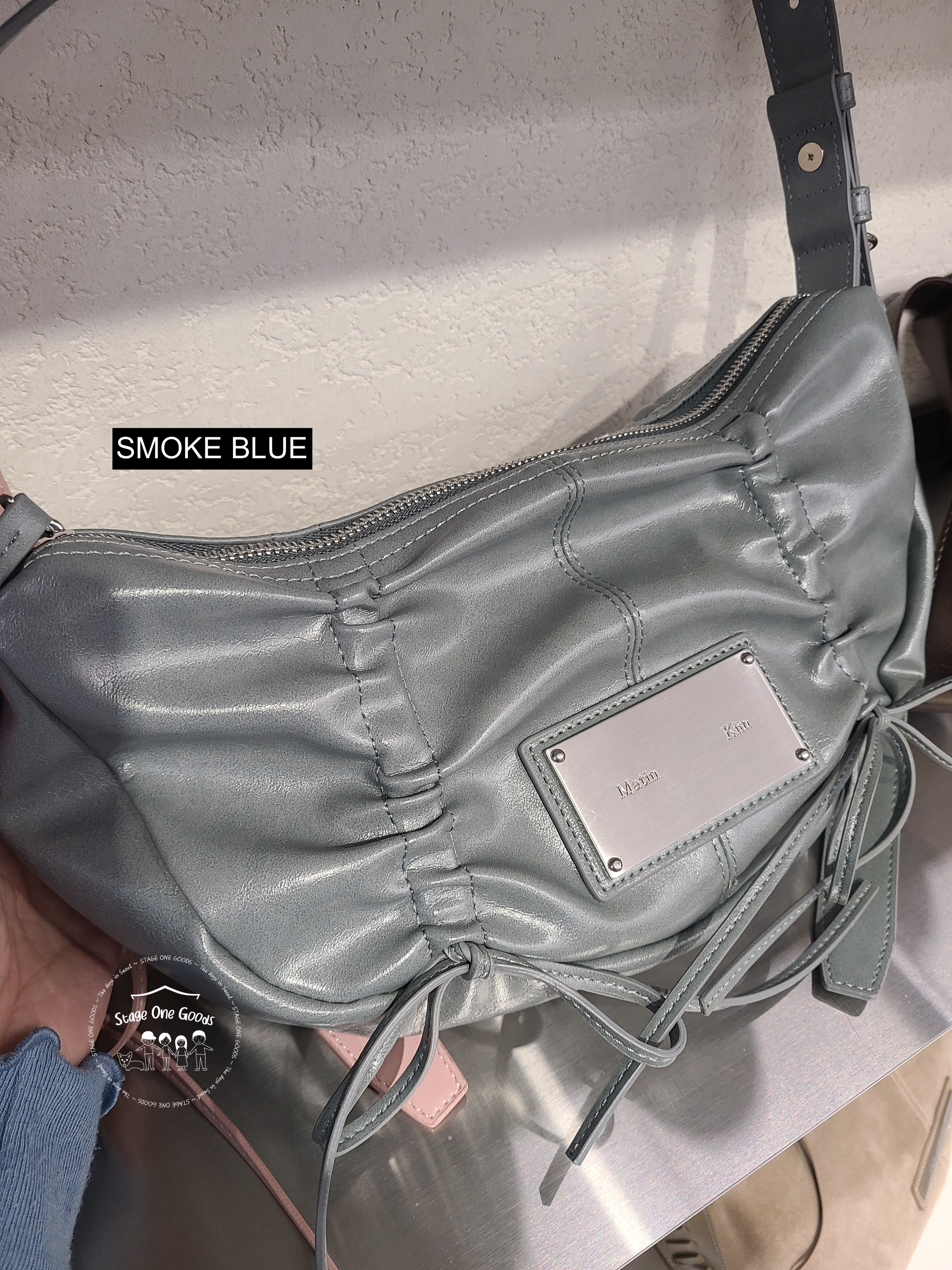 MATIN KIM HALF SHIRRING RIBBON ROUND BAG