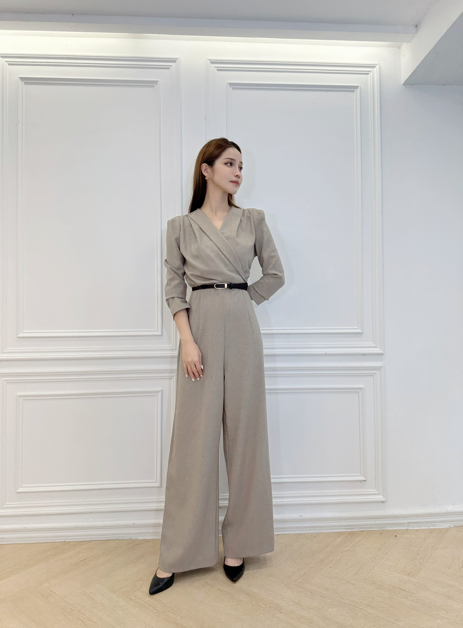 (長腿必備!)修身款俐落連身褲