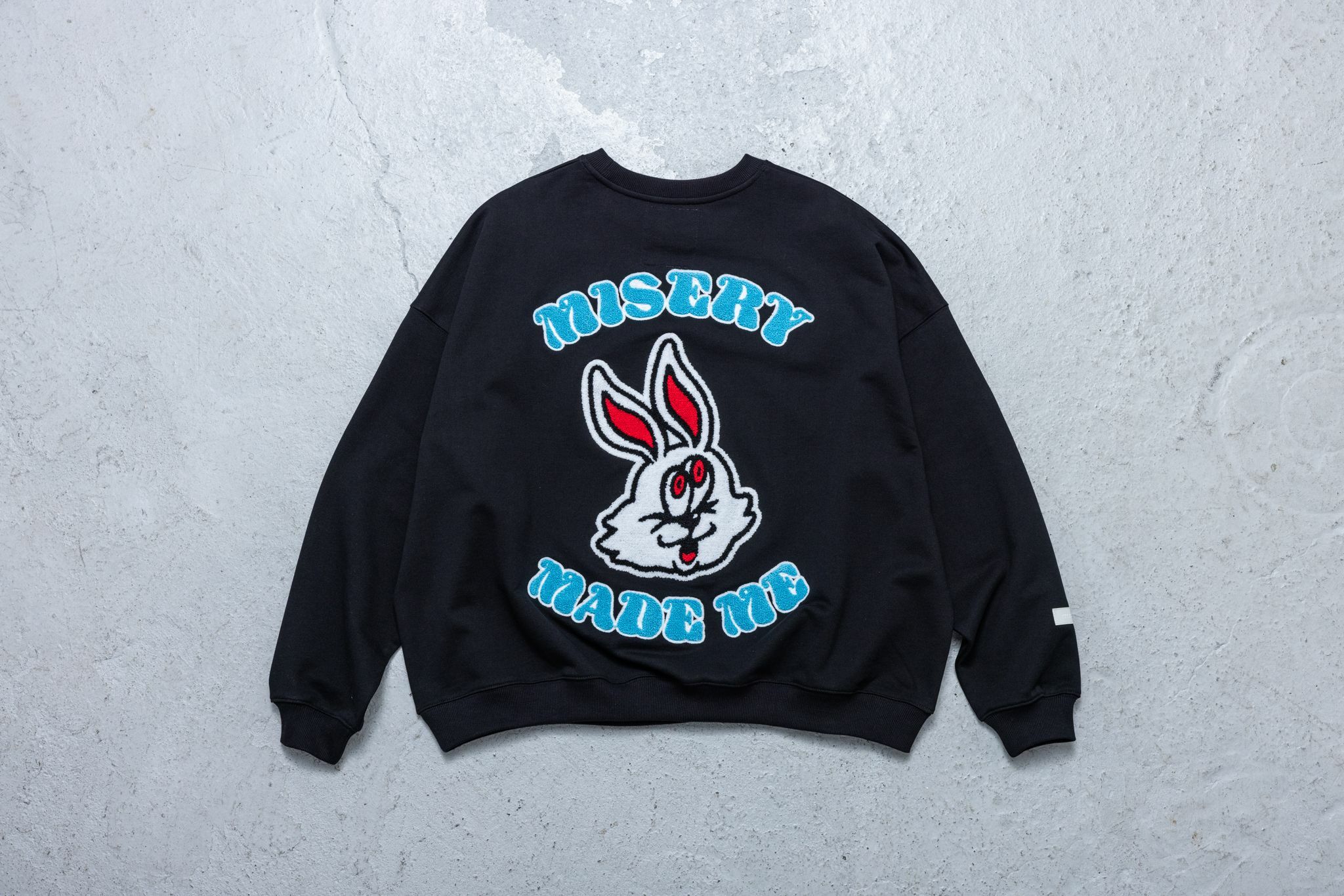 ON SALE" KILLASYSTEM RABBIT VERSION SWEATERS (黑色)