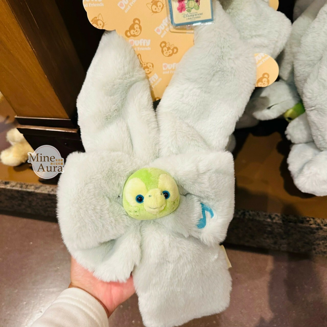 奧樂米拉 海龜 OluMel 絨毛大頭 蝴蝶結 造型圍巾 圍脖 -上海迪士尼樂園