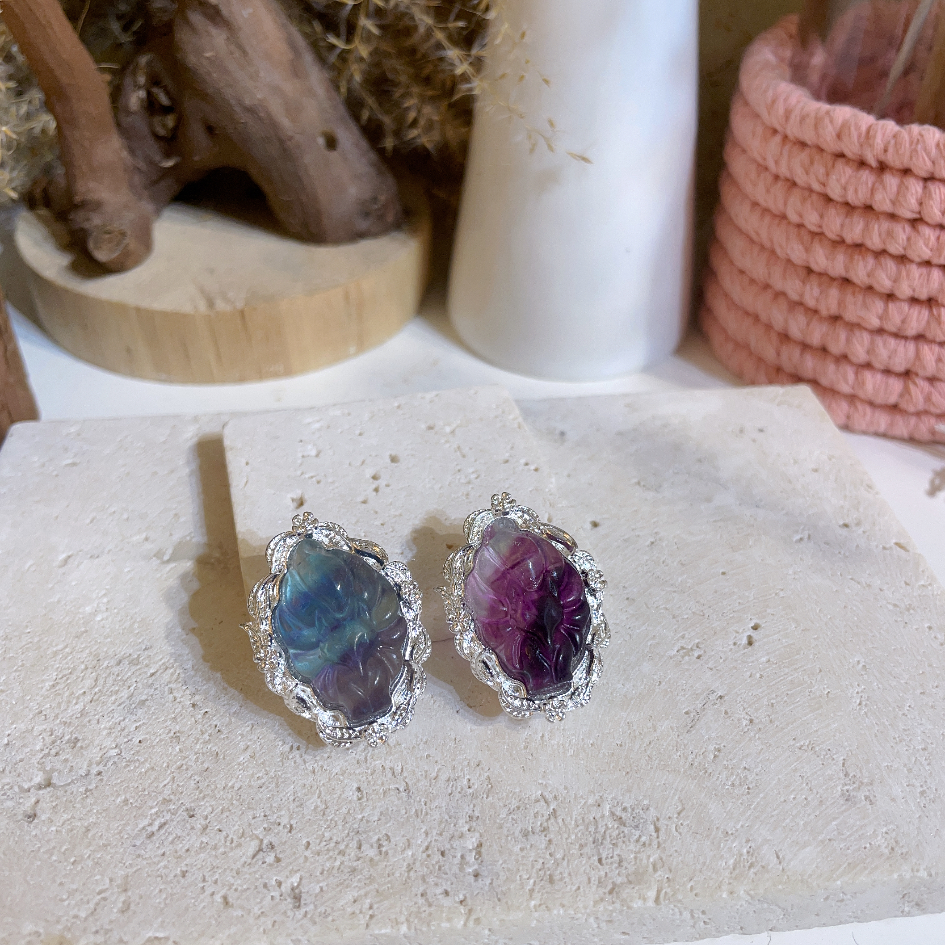 瑩石九尾狐吊墜