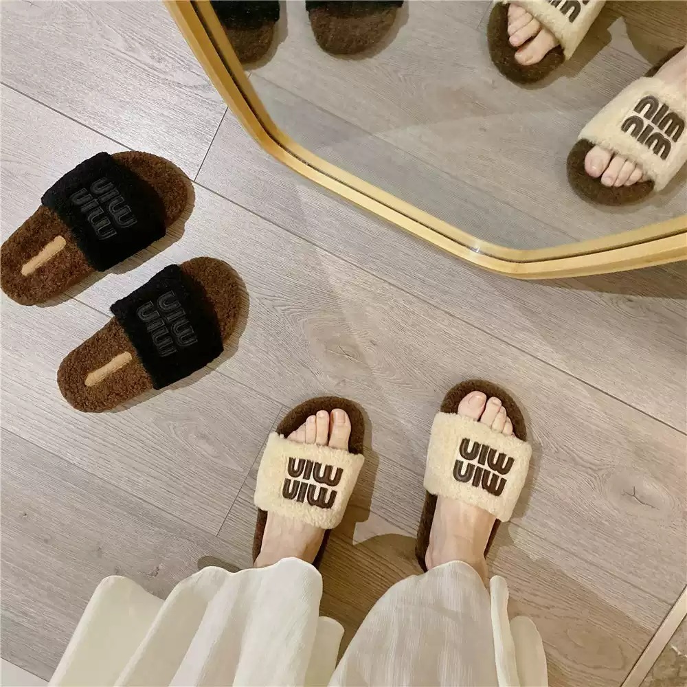 《4997》秋冬款百搭平底毛毛拖鞋