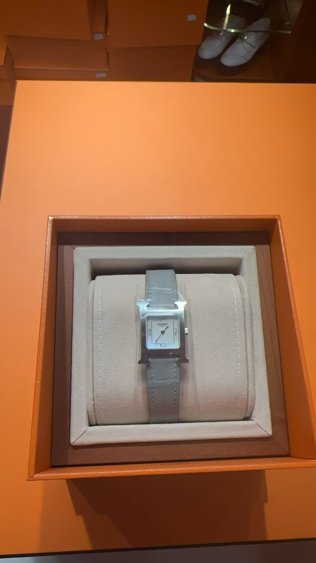 H 手錶25x25 鱷魚皮帶 灰 -M