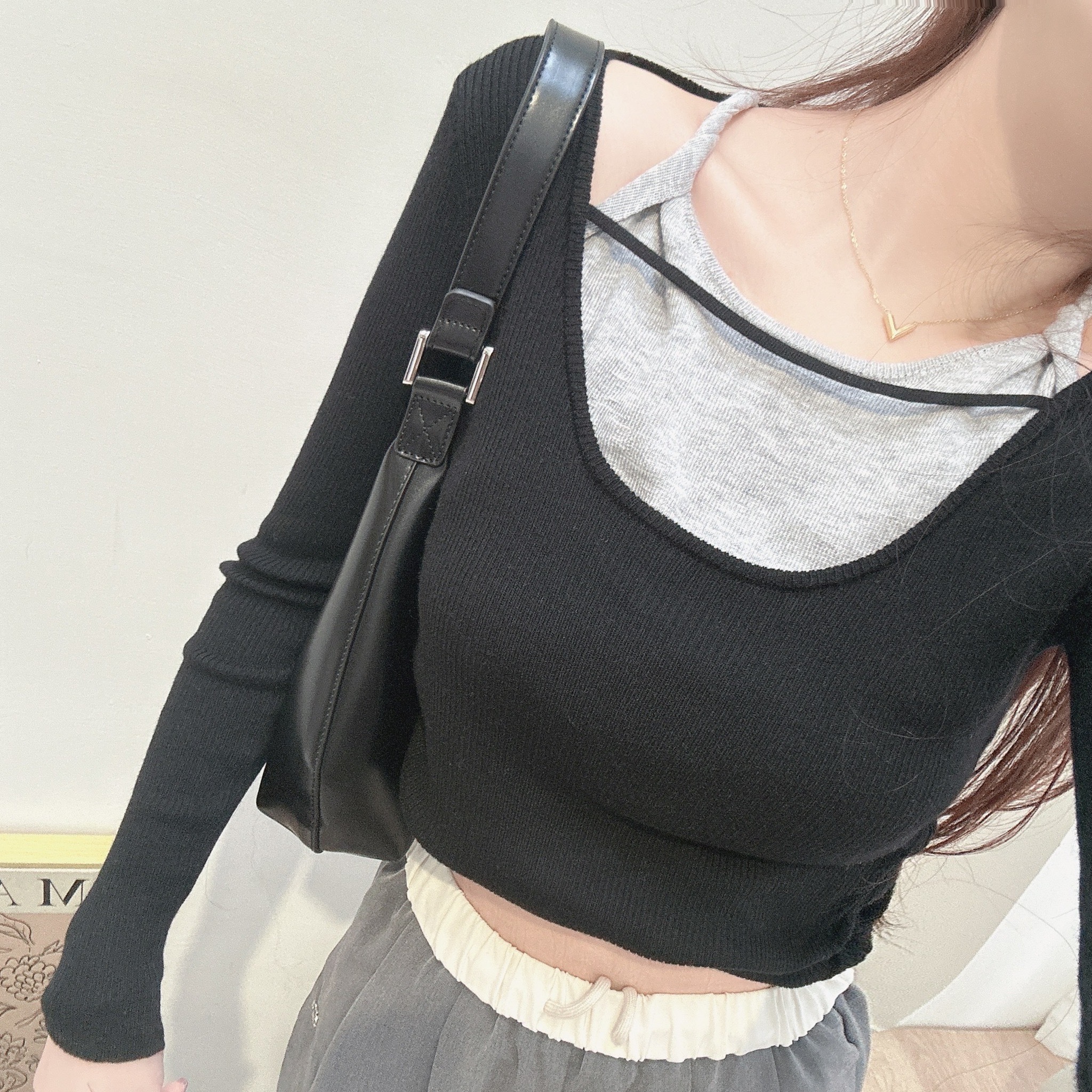 撞色假兩件式側抓皺上衣/三色