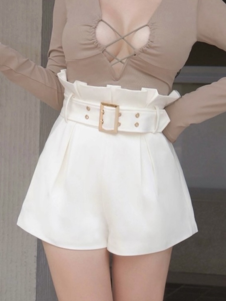 訂製-仿絨金屬腰帶花苞短褲